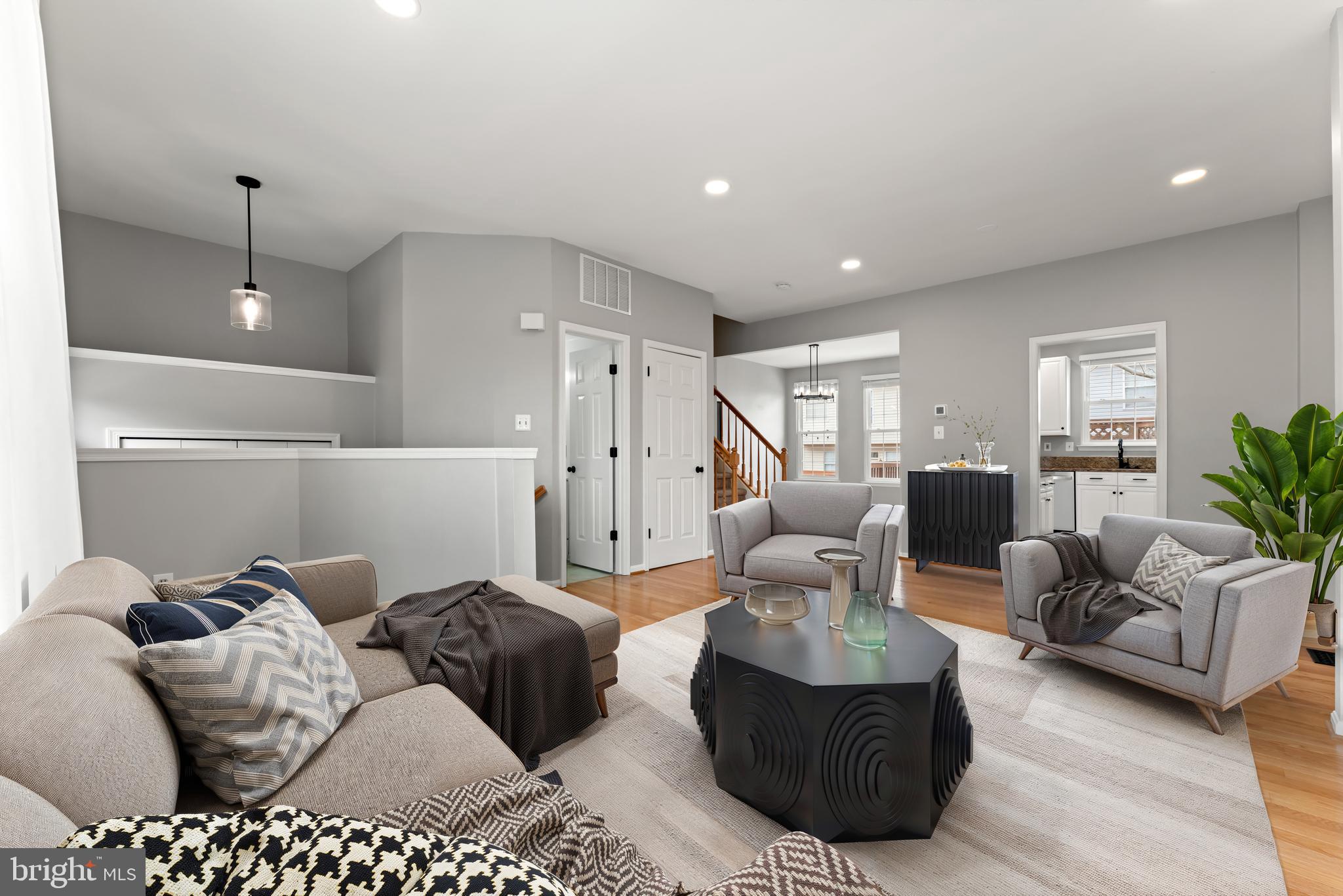 SULLY STATION - Residential