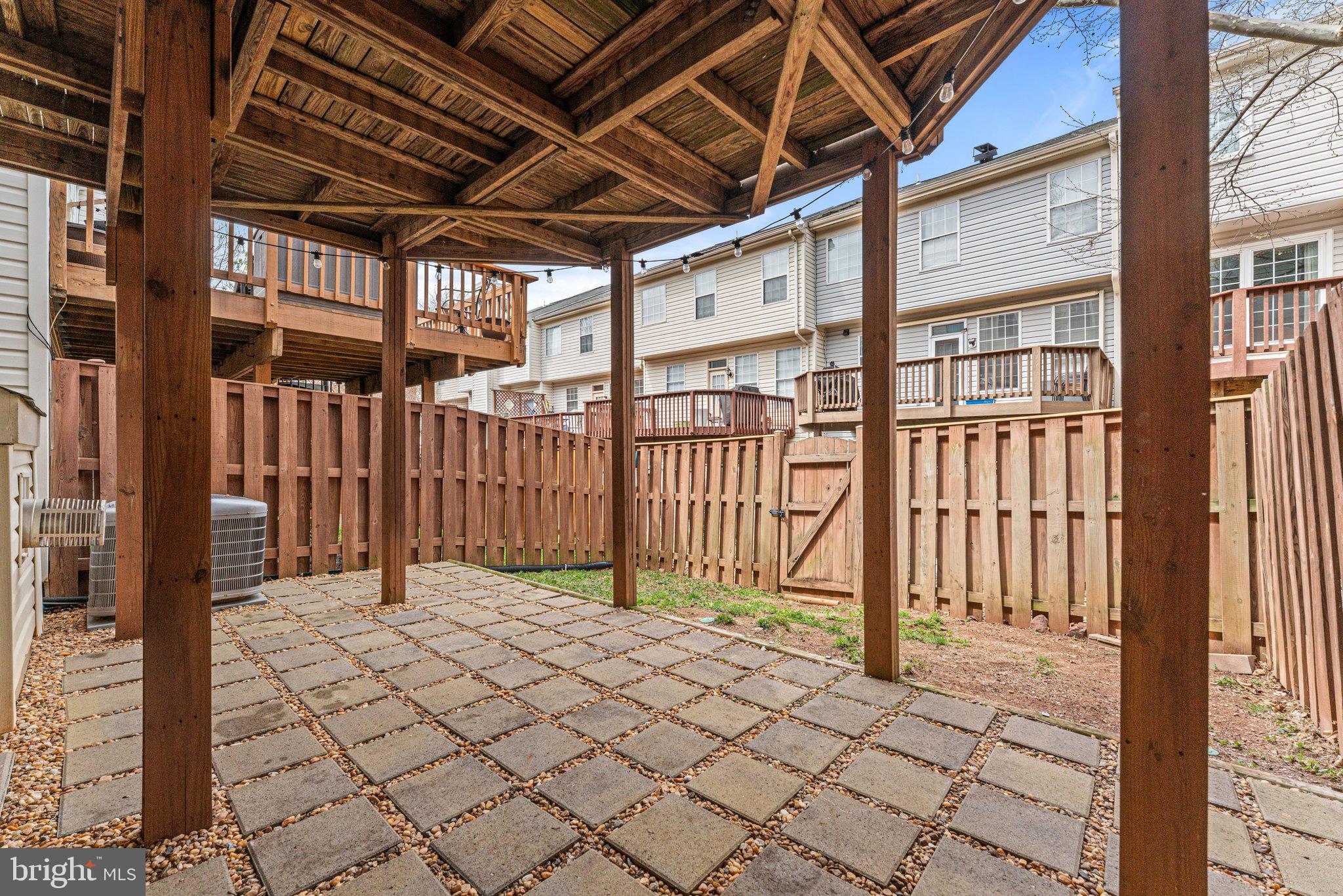 SULLY STATION - Residential