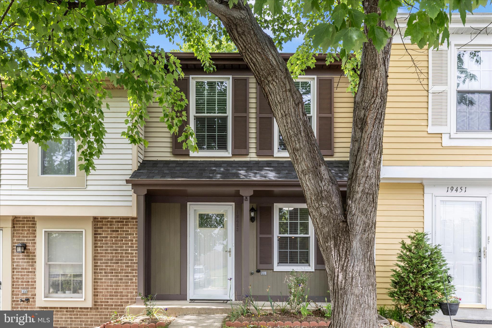 MIDDLEBROOK COMMONS - Residential