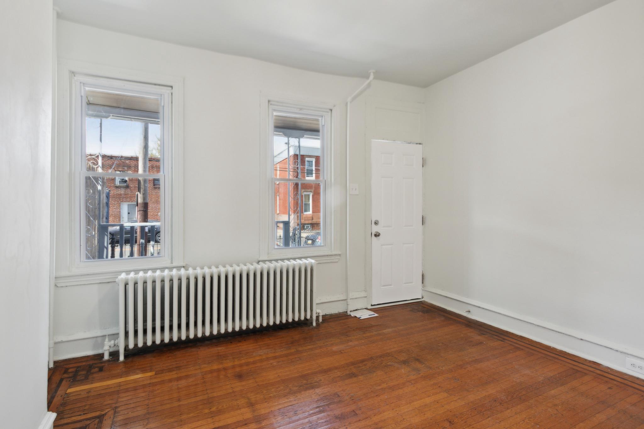 PORT RICHMOND - Residential