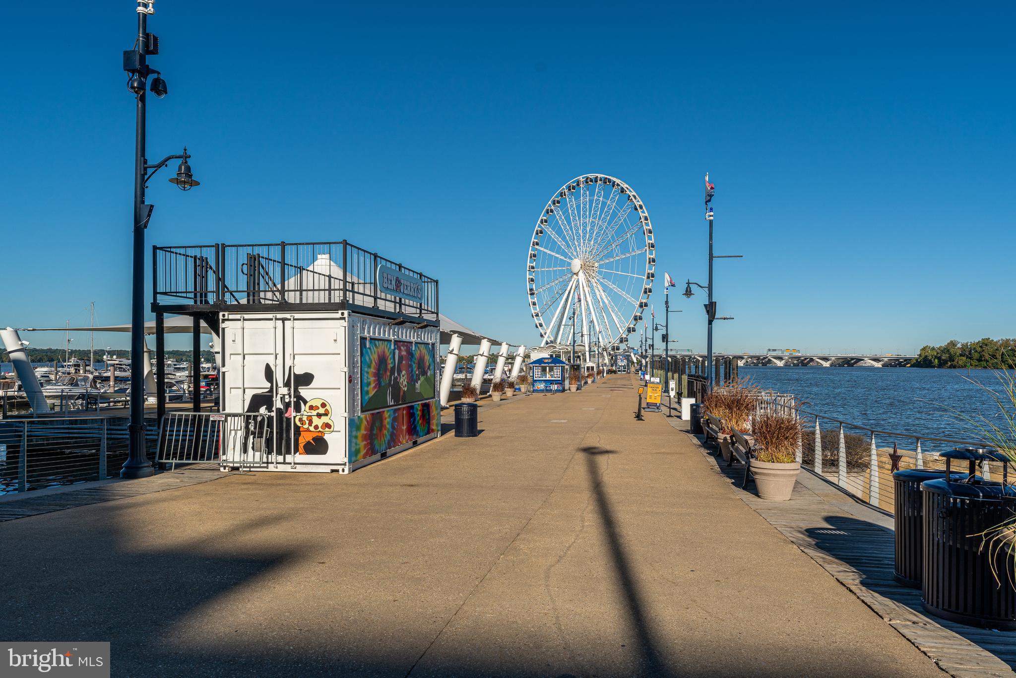 NATIONAL HARBOR - Residential