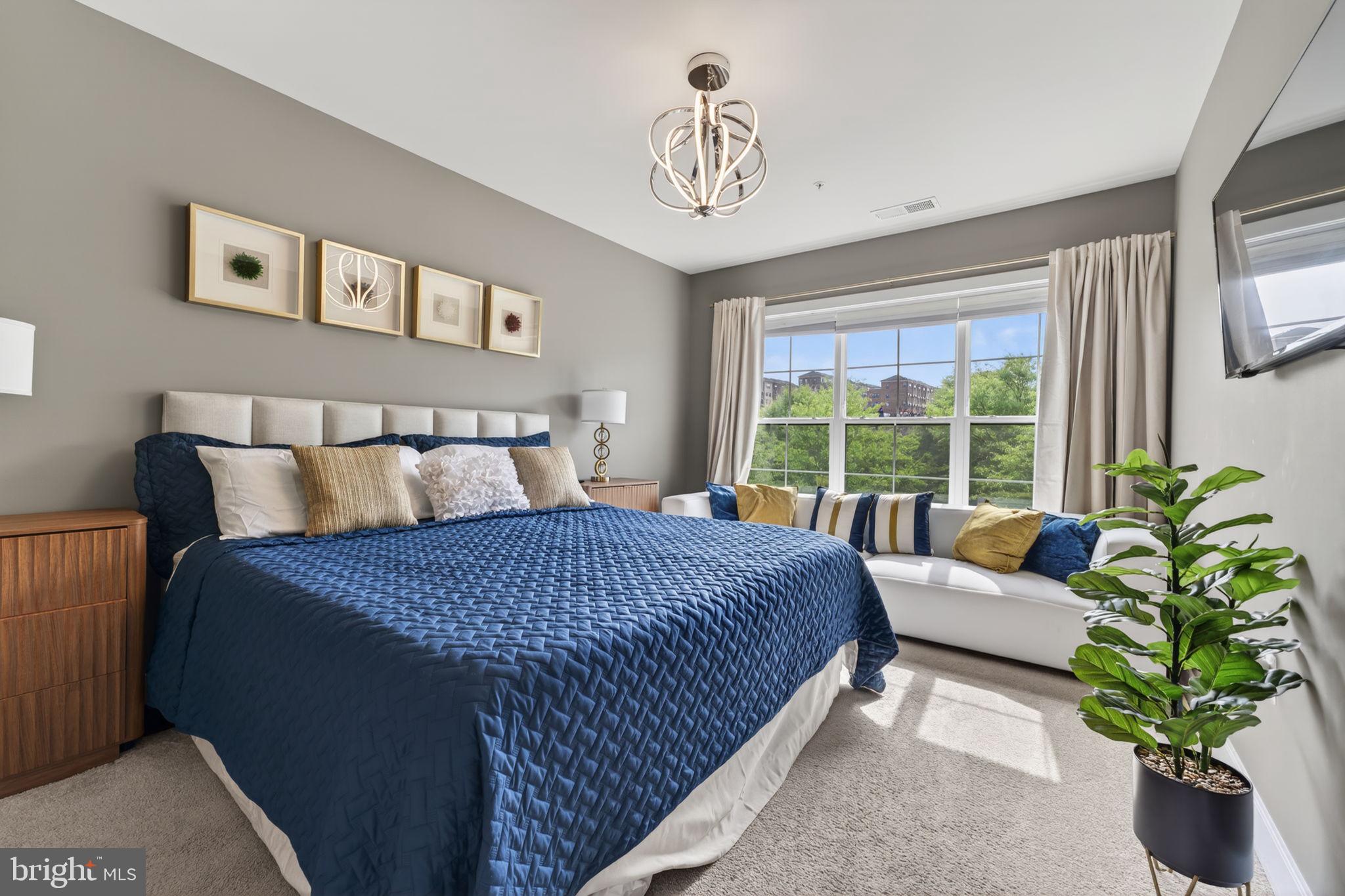 NATIONAL HARBOR - Residential