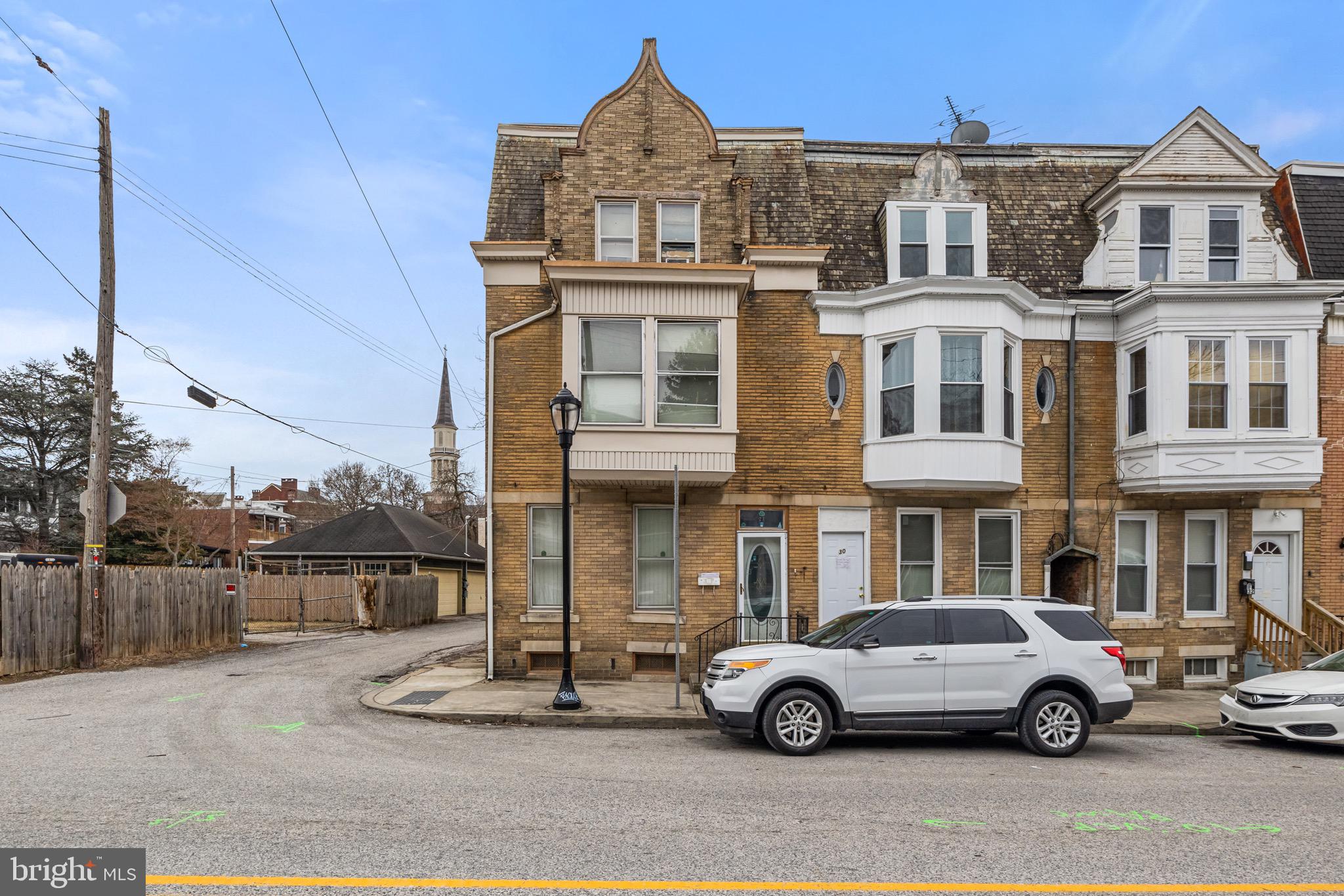 YORK COLLEGE - Residential