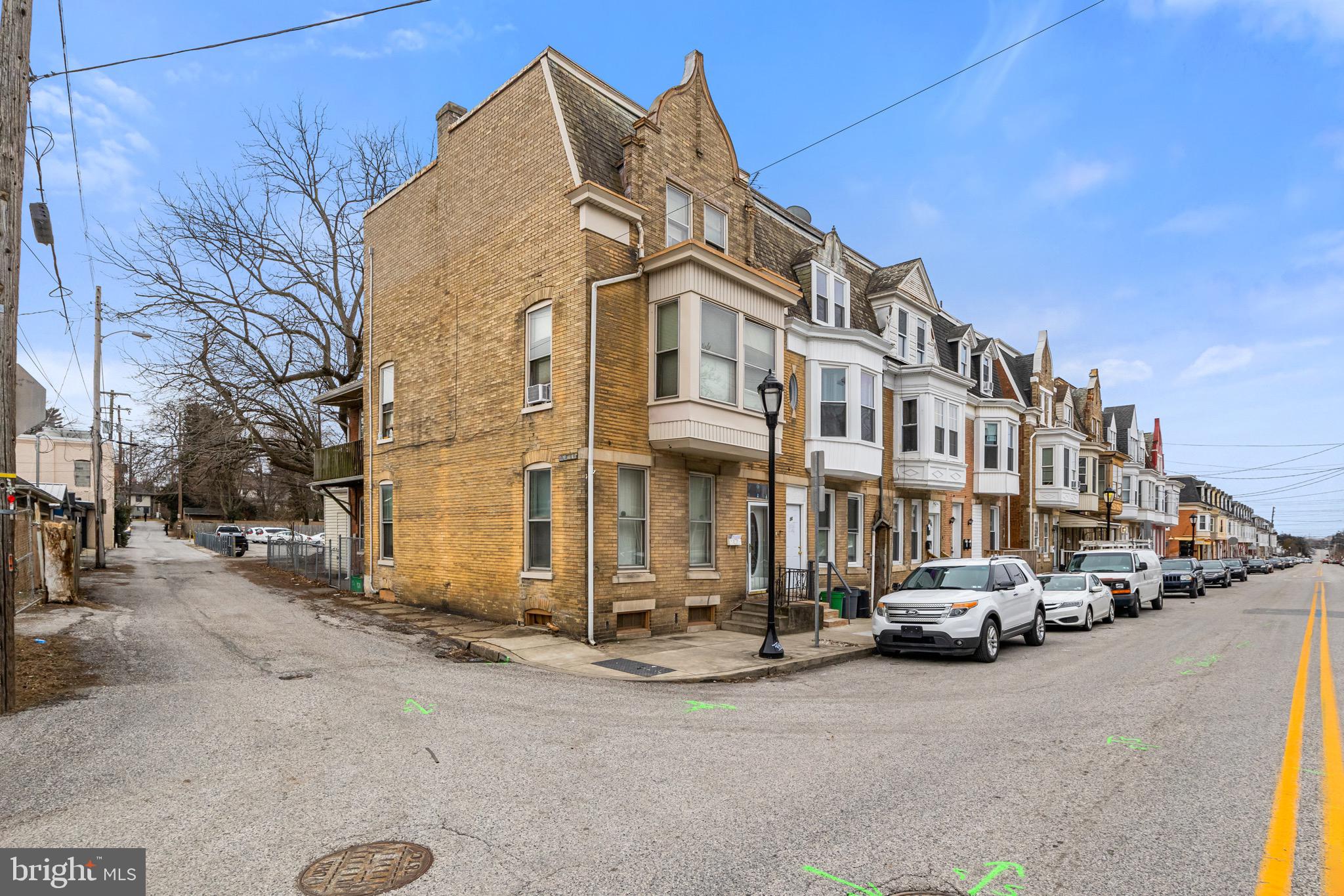 YORK COLLEGE - Residential
