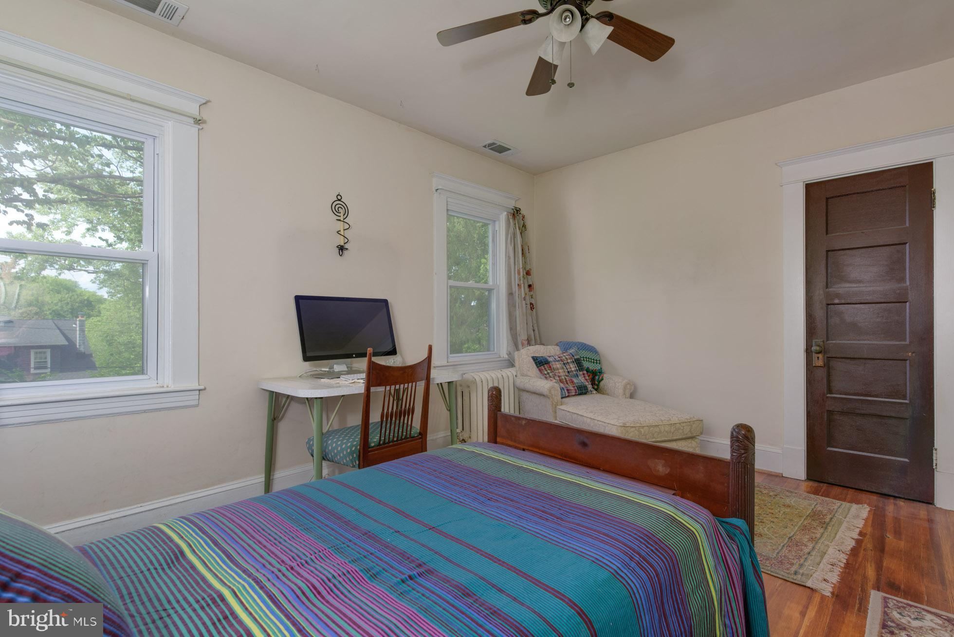 RADNOR WINSTON - Residential