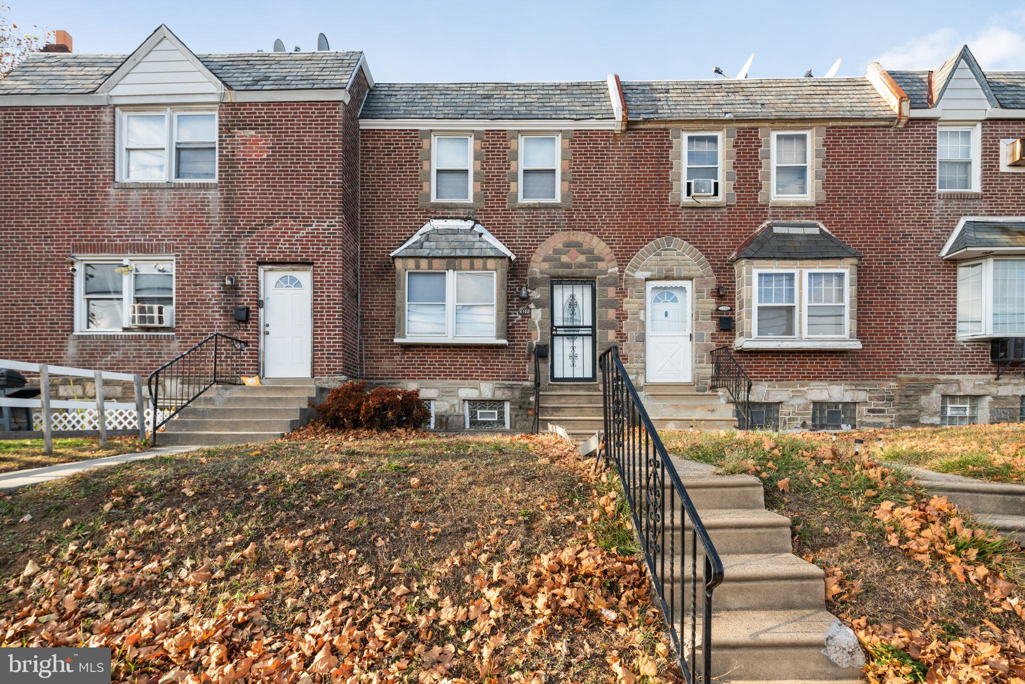 LAWNDALE - Residential