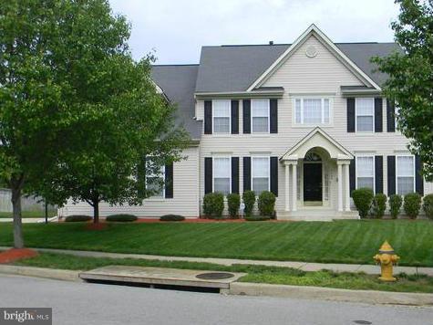 Home of your dreams,Pristine condition w/ all the space you need & more. 4 bdrm 3 bath beauty w/ 2story hdwd foyer, sep.liv&din rms. Gourmet kitch w/full bbar and brkfast room/sunrm. 2story fam room w/bright windows and gas fp. 1st flr office. Dreamy owners suite w/2 walkin closets & lux spa bath. LL w/full bath & tons of fin space. Lawn sprinkler, alarm system, 2 car garage, patio, need I go on?