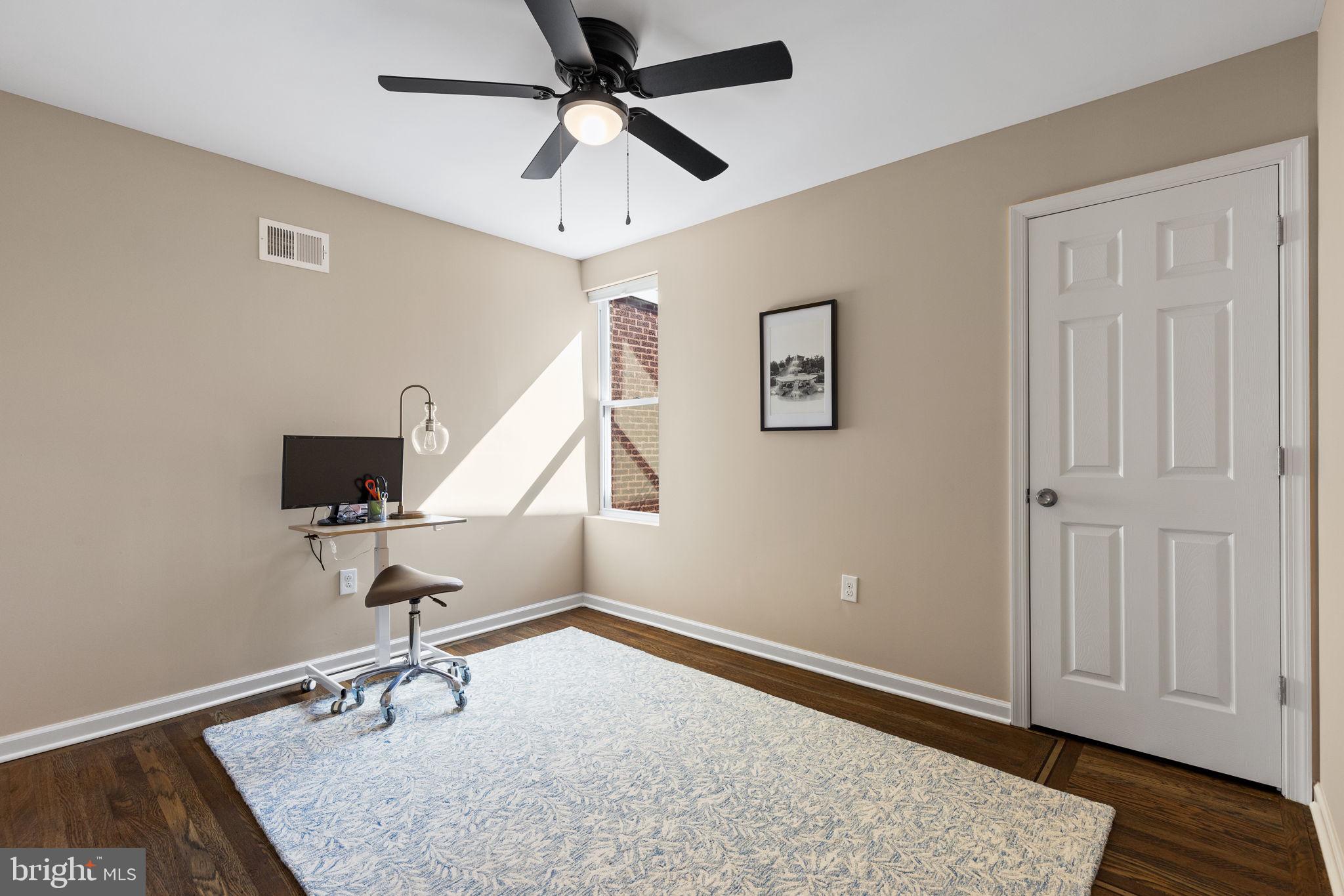 WEST OAK LANE - Residential