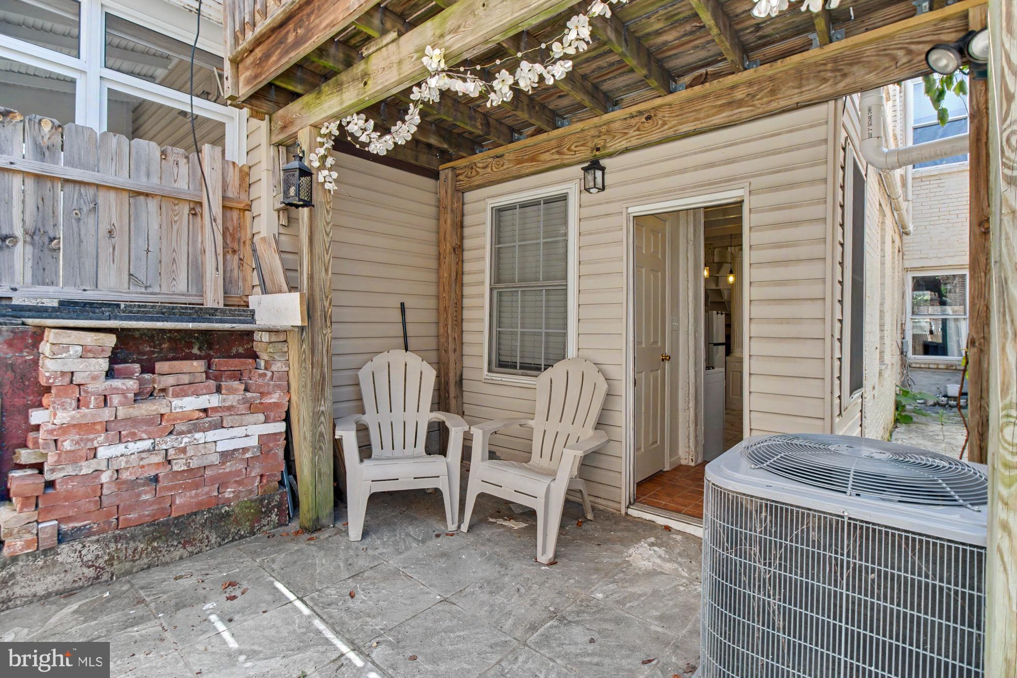 FEDERAL HILL HISTORIC DISTRICT - Residential Lease
