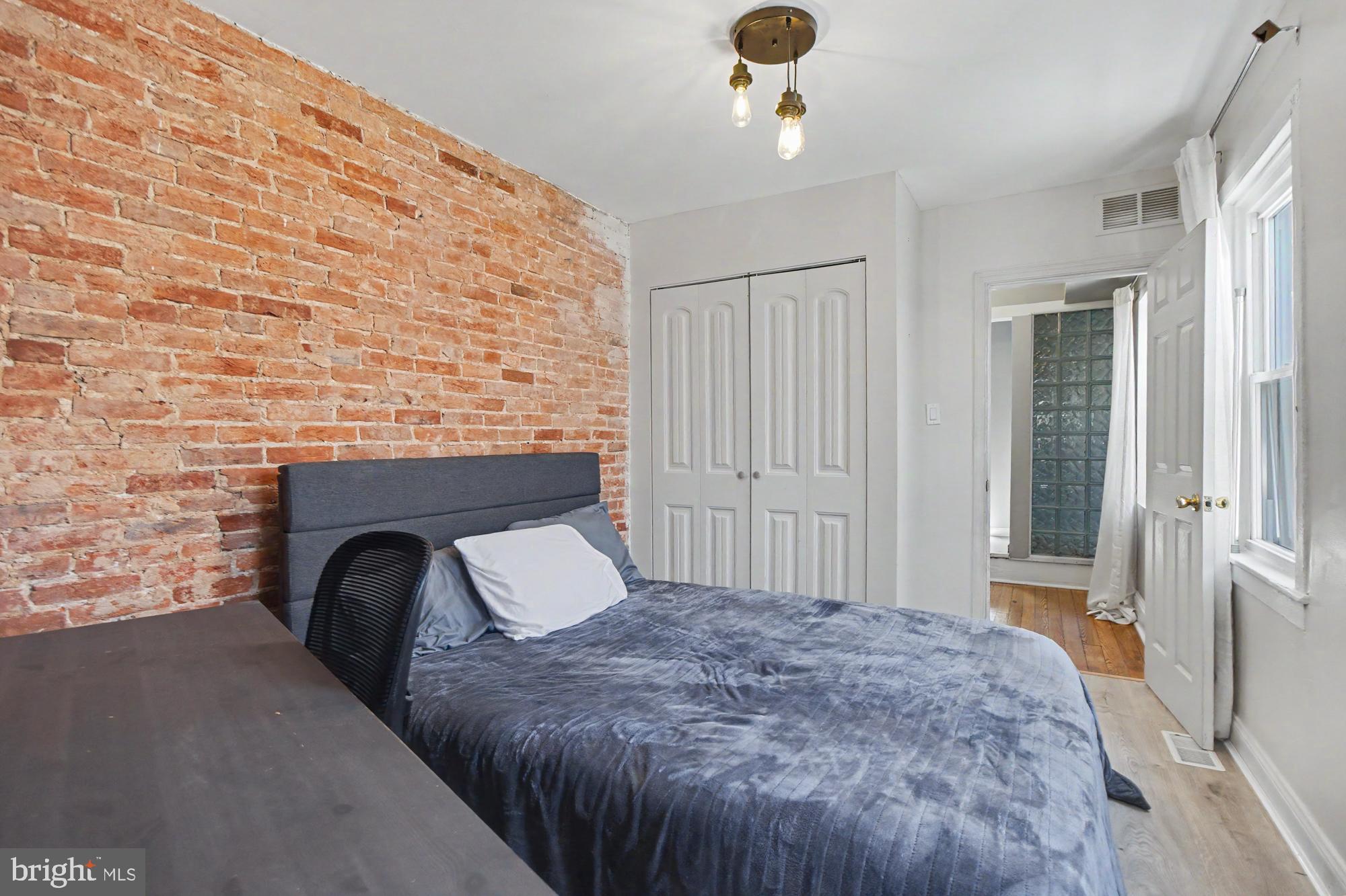 FEDERAL HILL HISTORIC DISTRICT - Residential Lease