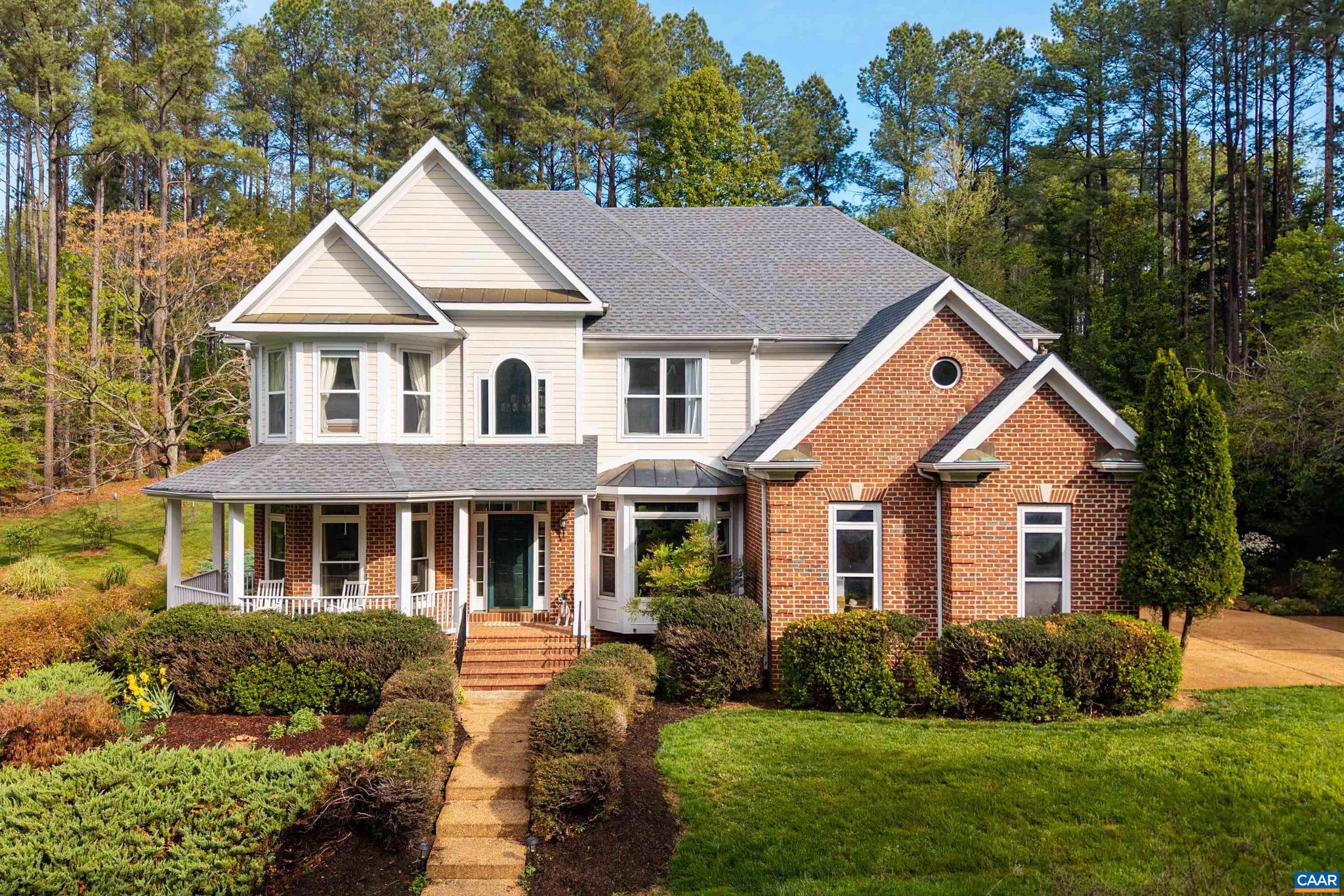 FAR HILLS - Residential