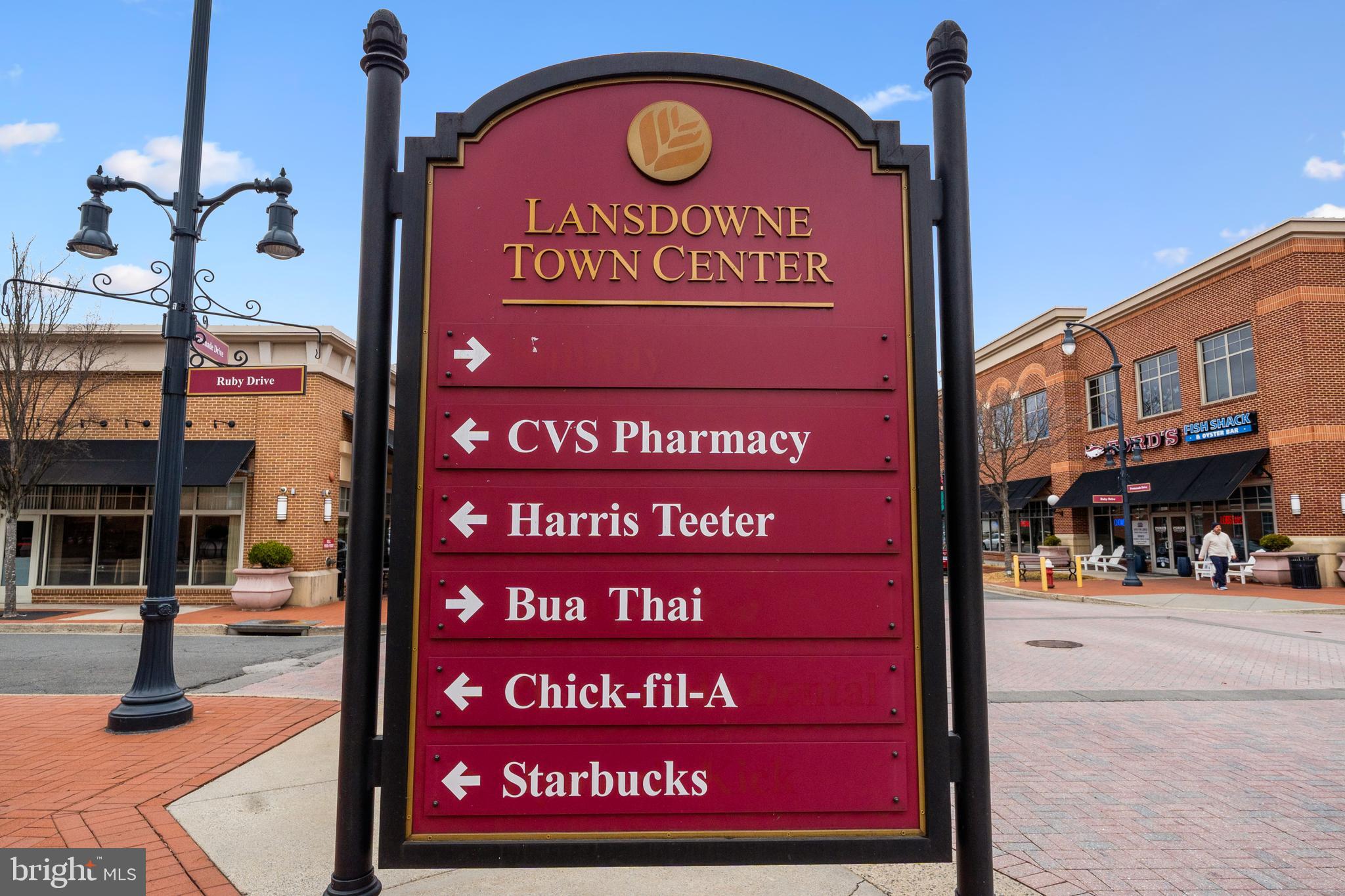 LANSDOWNE TOWN CENTER - Residential