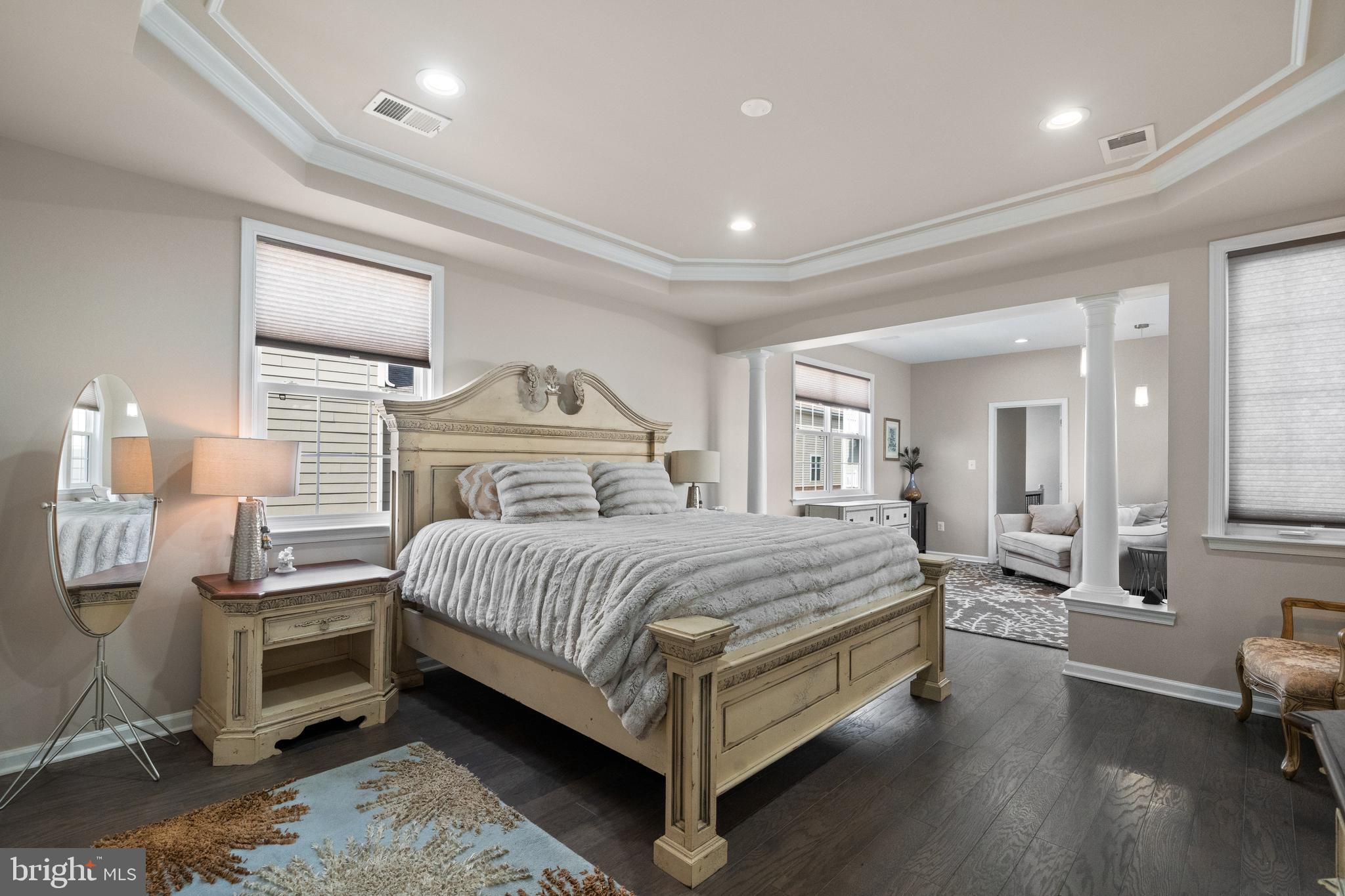 LANSDOWNE TOWN CENTER - Residential