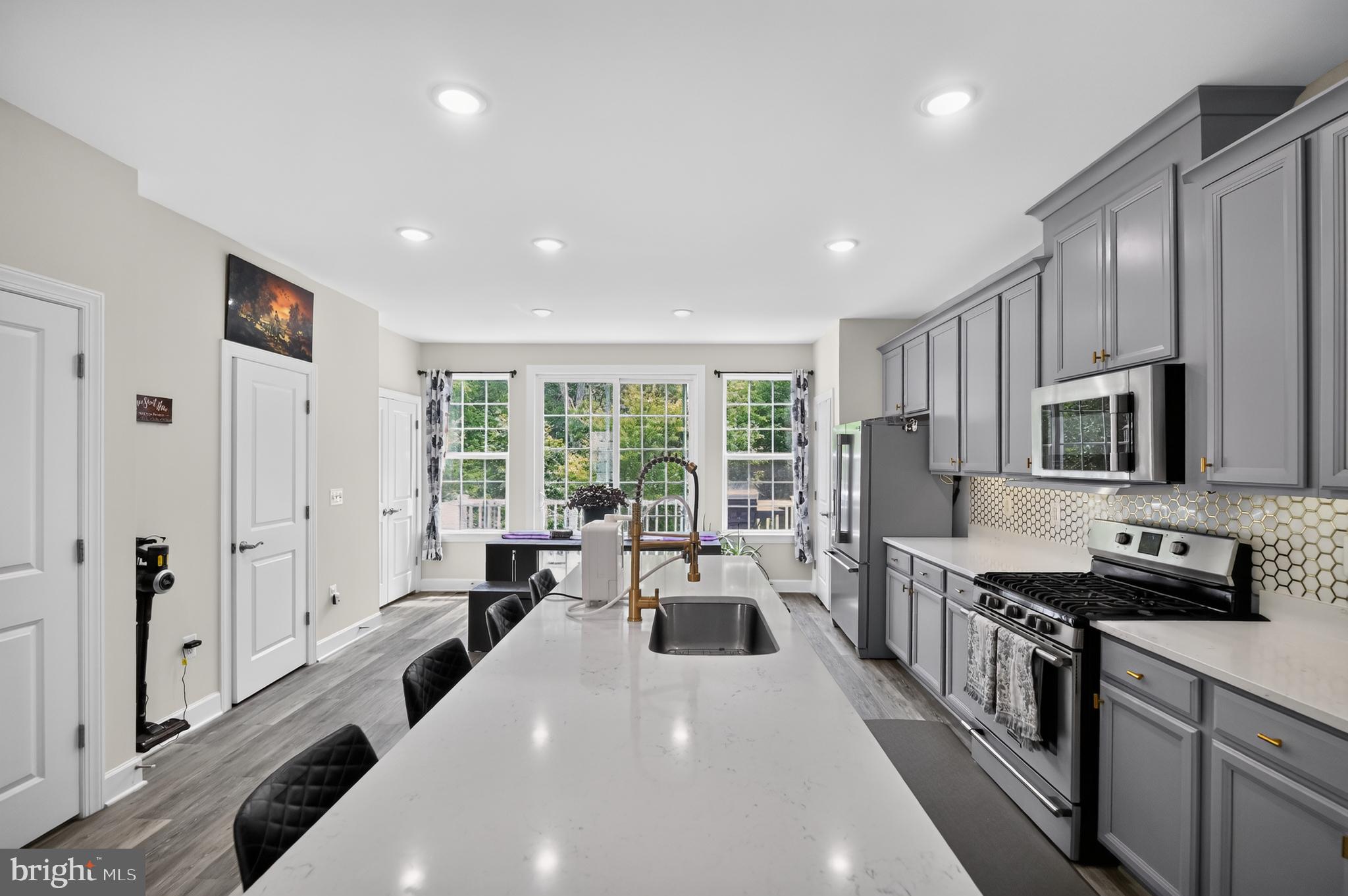 HAYMARKET CROSSING - Residential