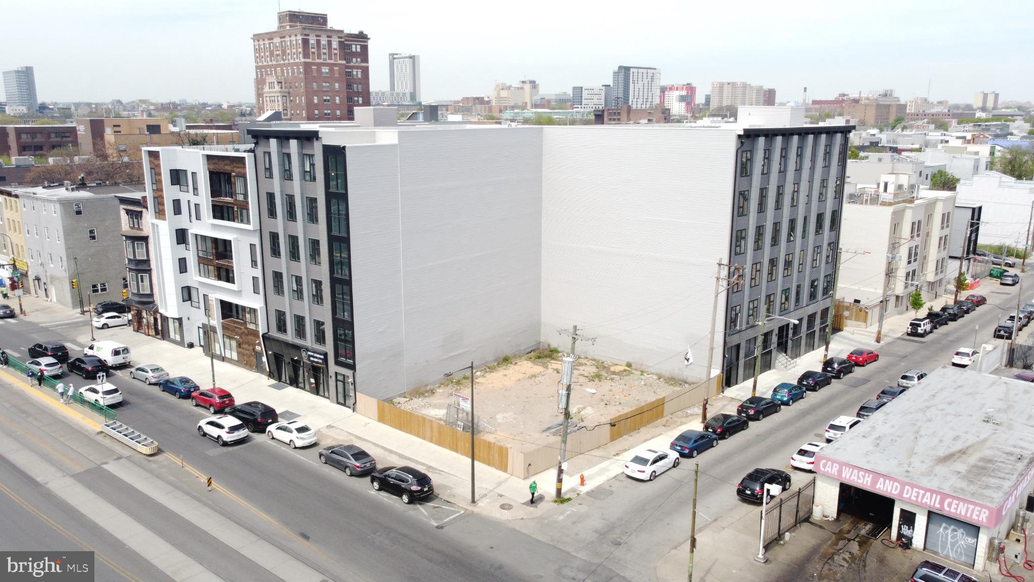 NORTHERN LIBERTIES - Land
