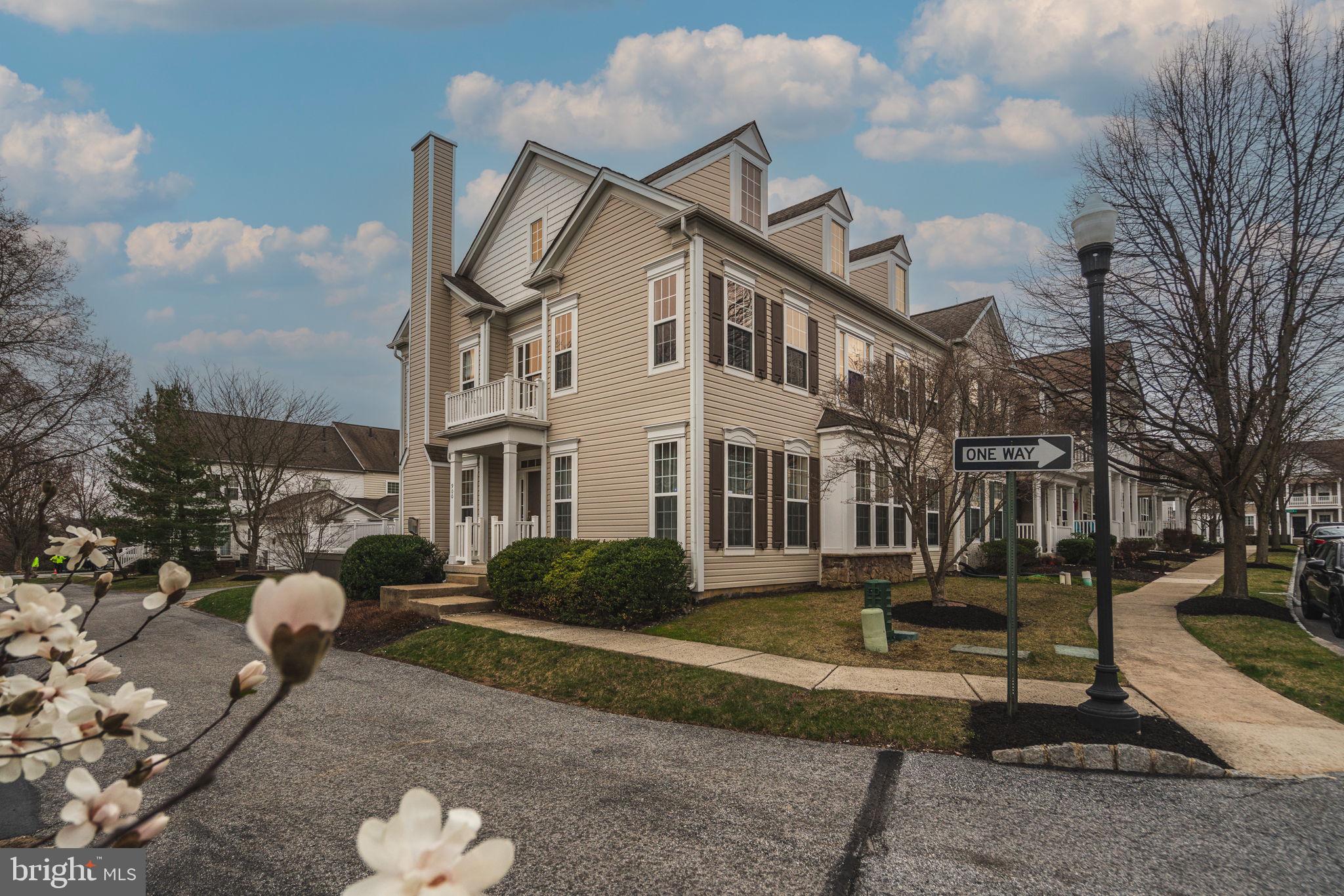 WINDSOR RIDGE - Residential