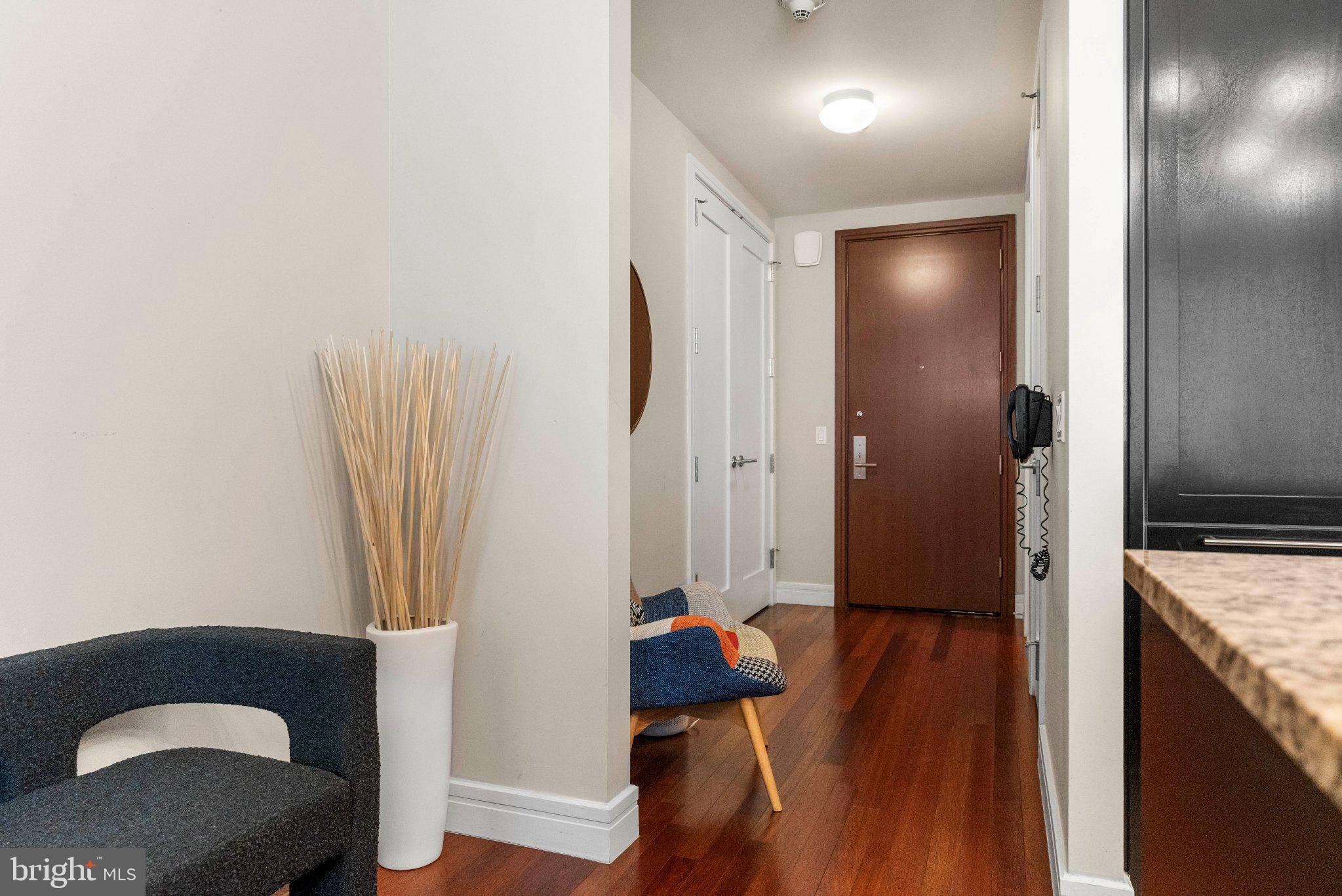 AVENUE OF THE ARTS - Residential