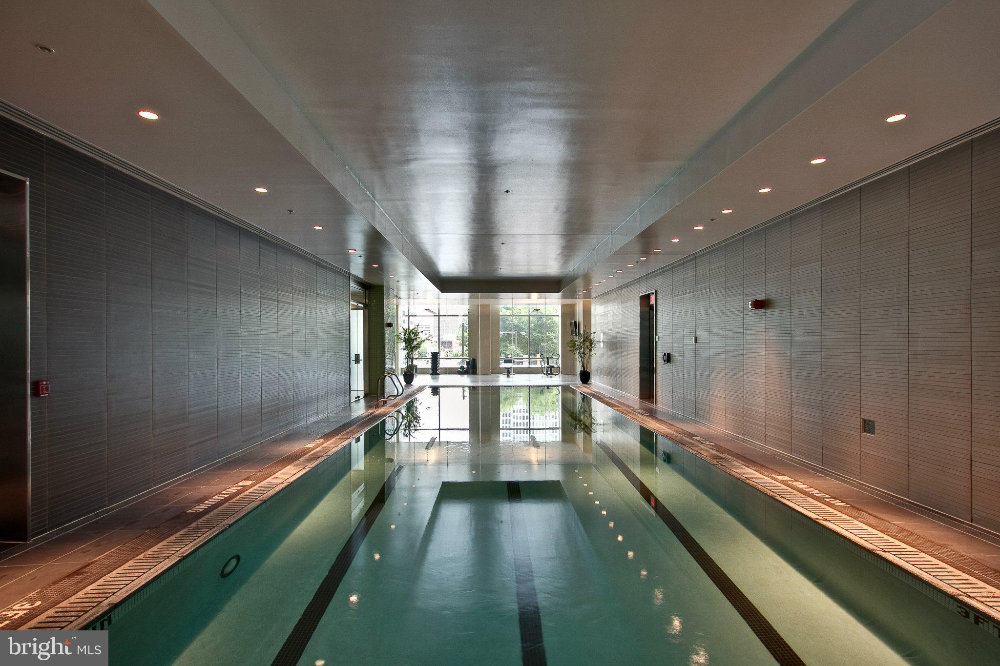 AVENUE OF THE ARTS - Residential