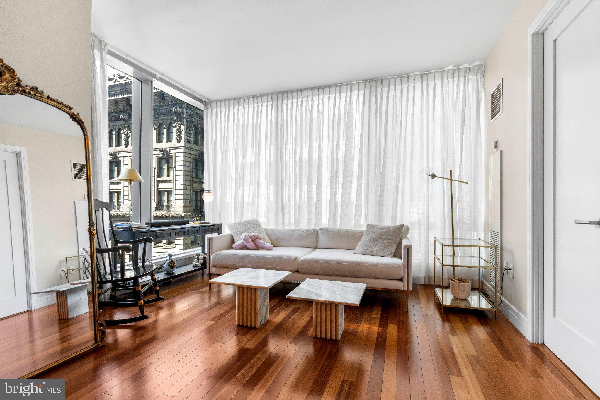 AVENUE OF THE ARTS - Residential