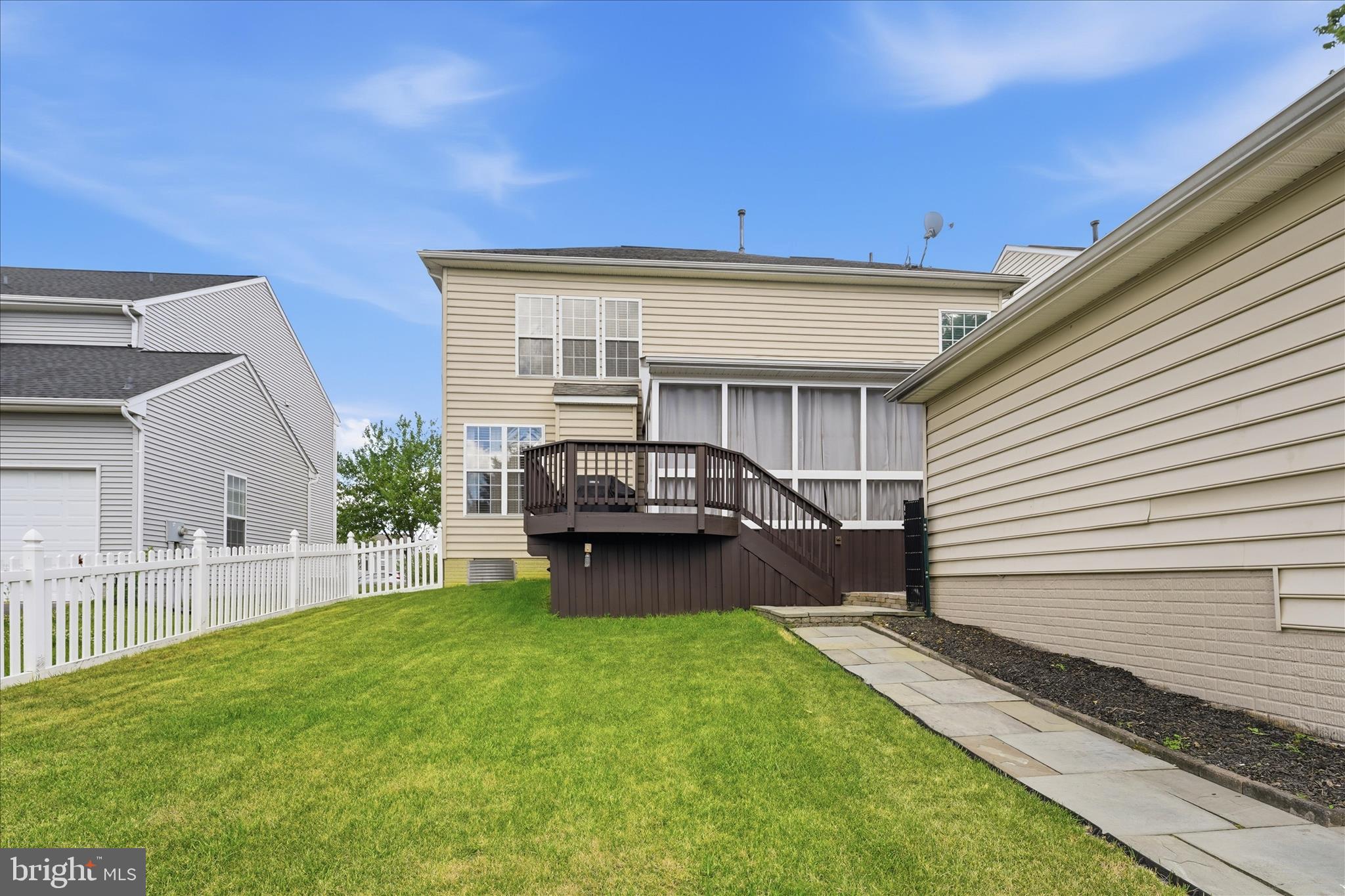 HUNTFIELD - Residential