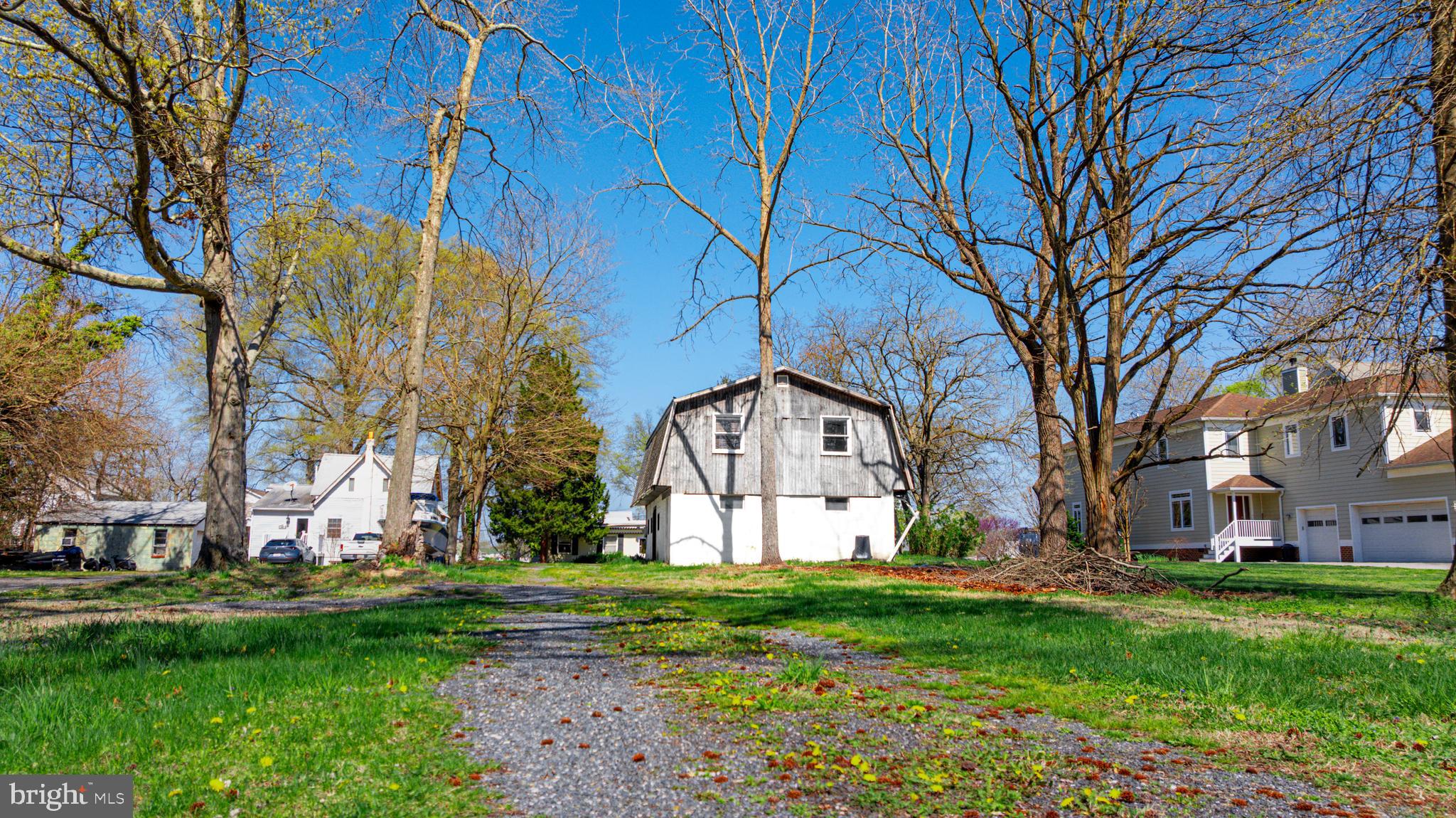 BOWLEYS QUARTERS - Residential