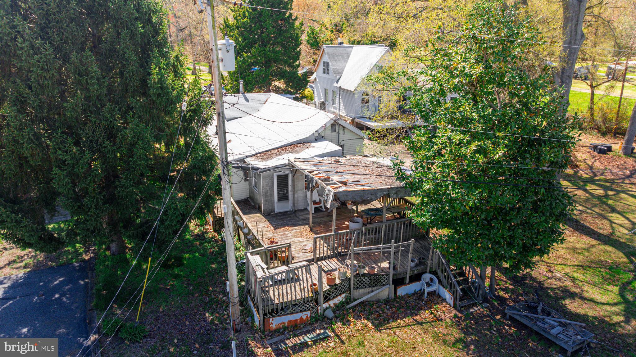 BOWLEYS QUARTERS - Residential