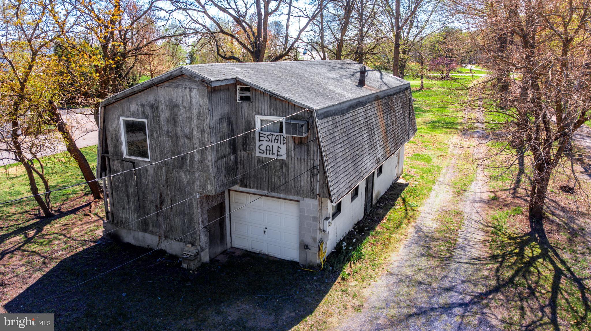 BOWLEYS QUARTERS - Residential