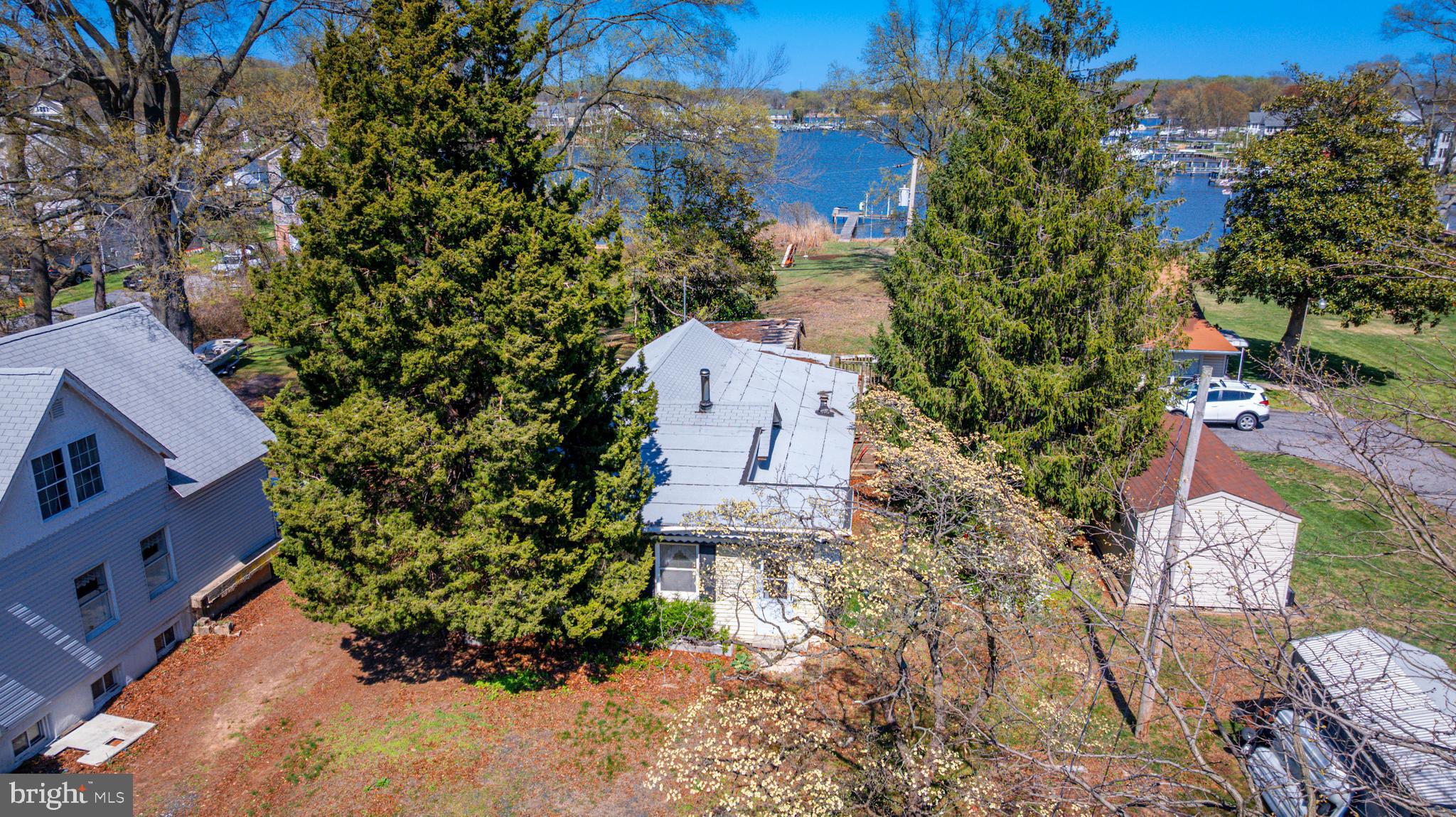 BOWLEYS QUARTERS - Residential
