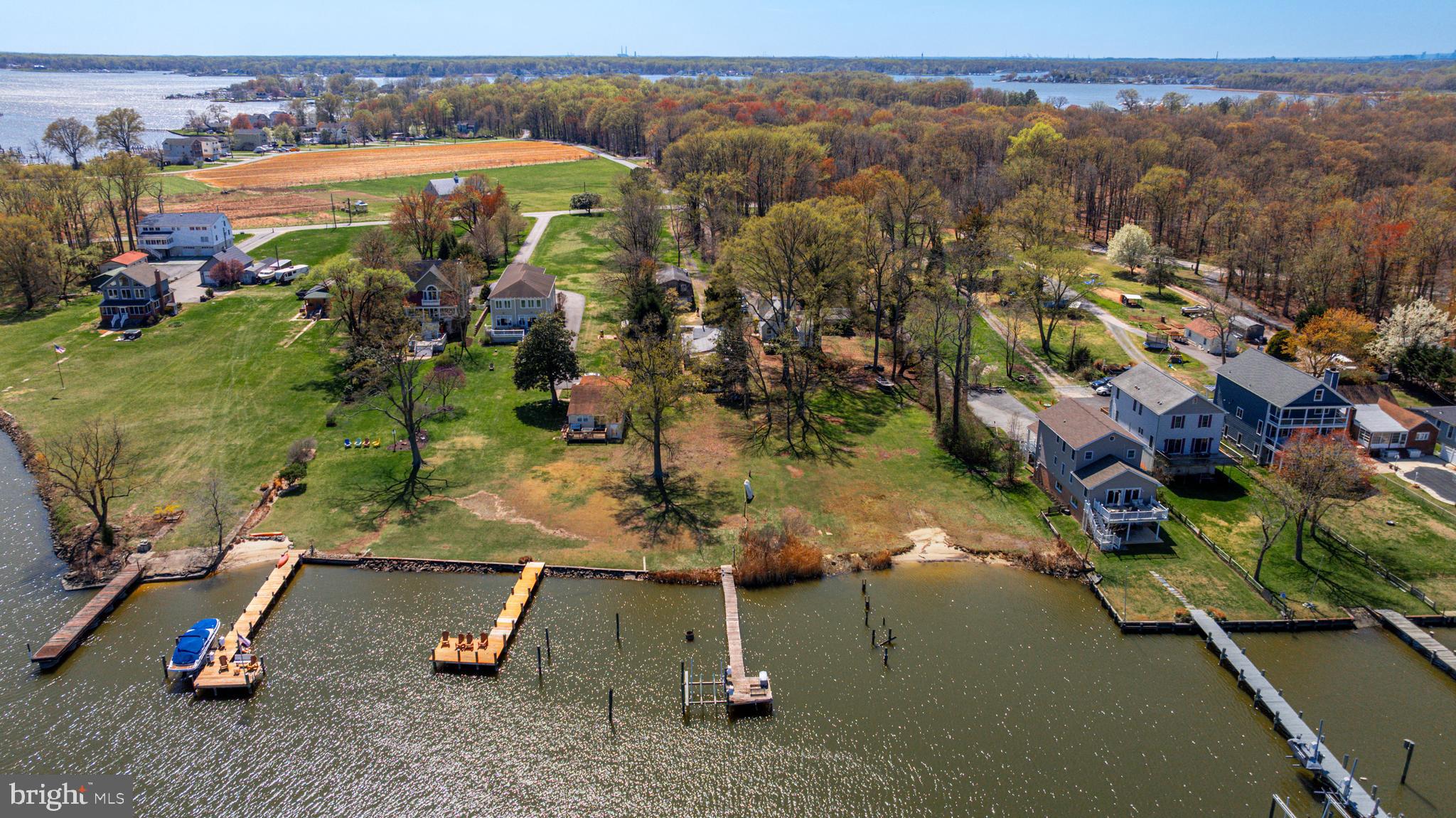 BOWLEYS QUARTERS - Residential