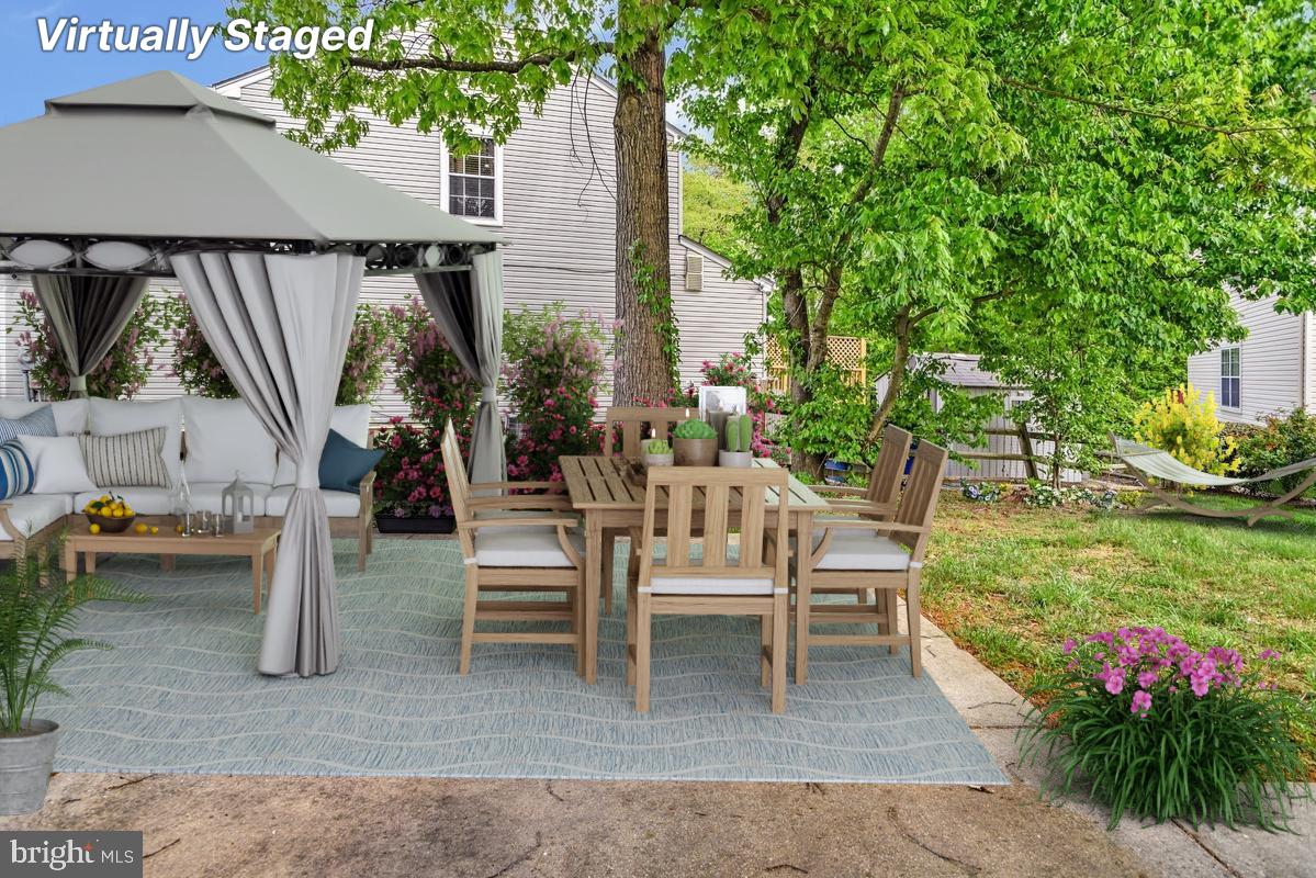 DORCHESTER - ST. CHARLES - Residential