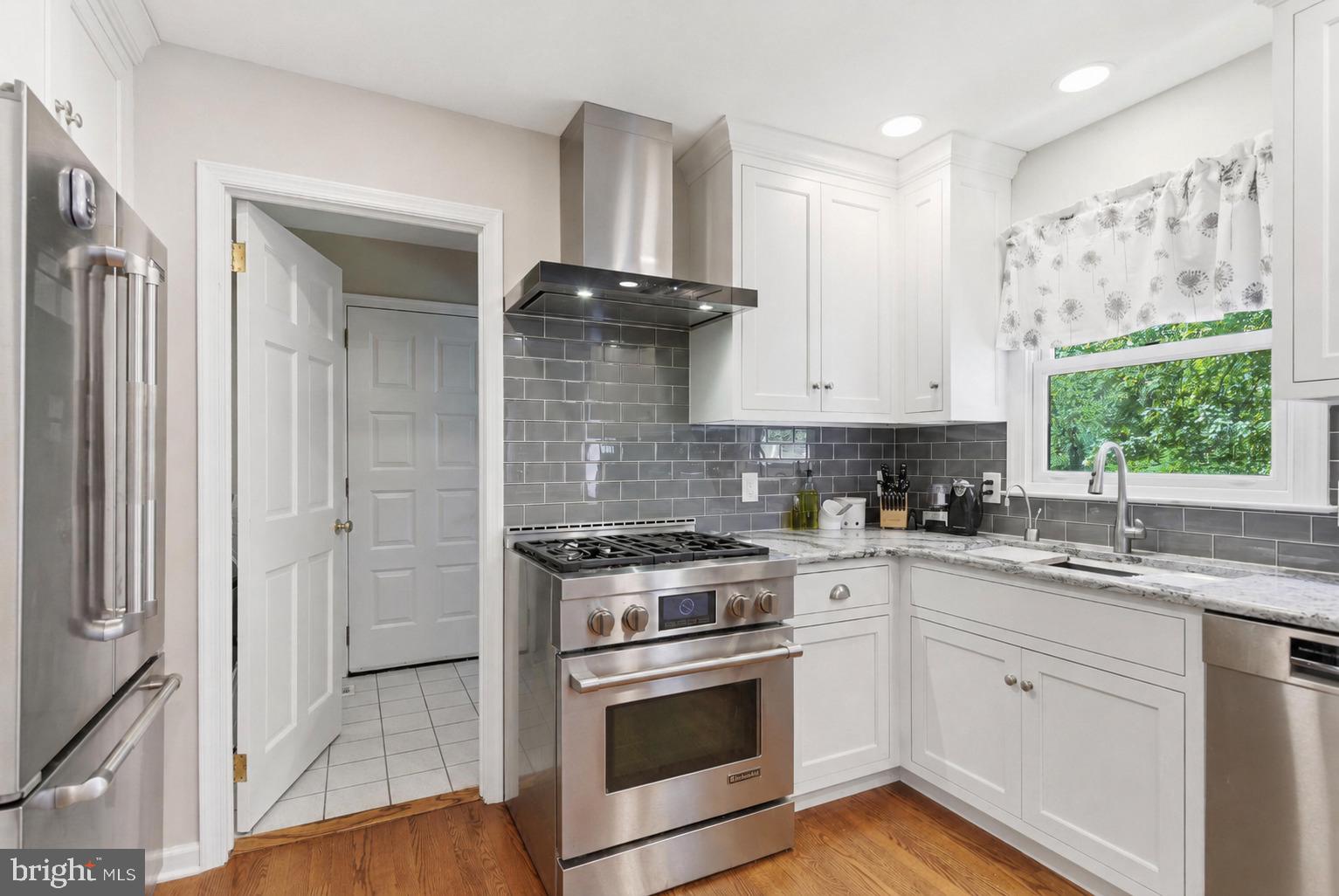 RIDGEWOOD FARM - Residential