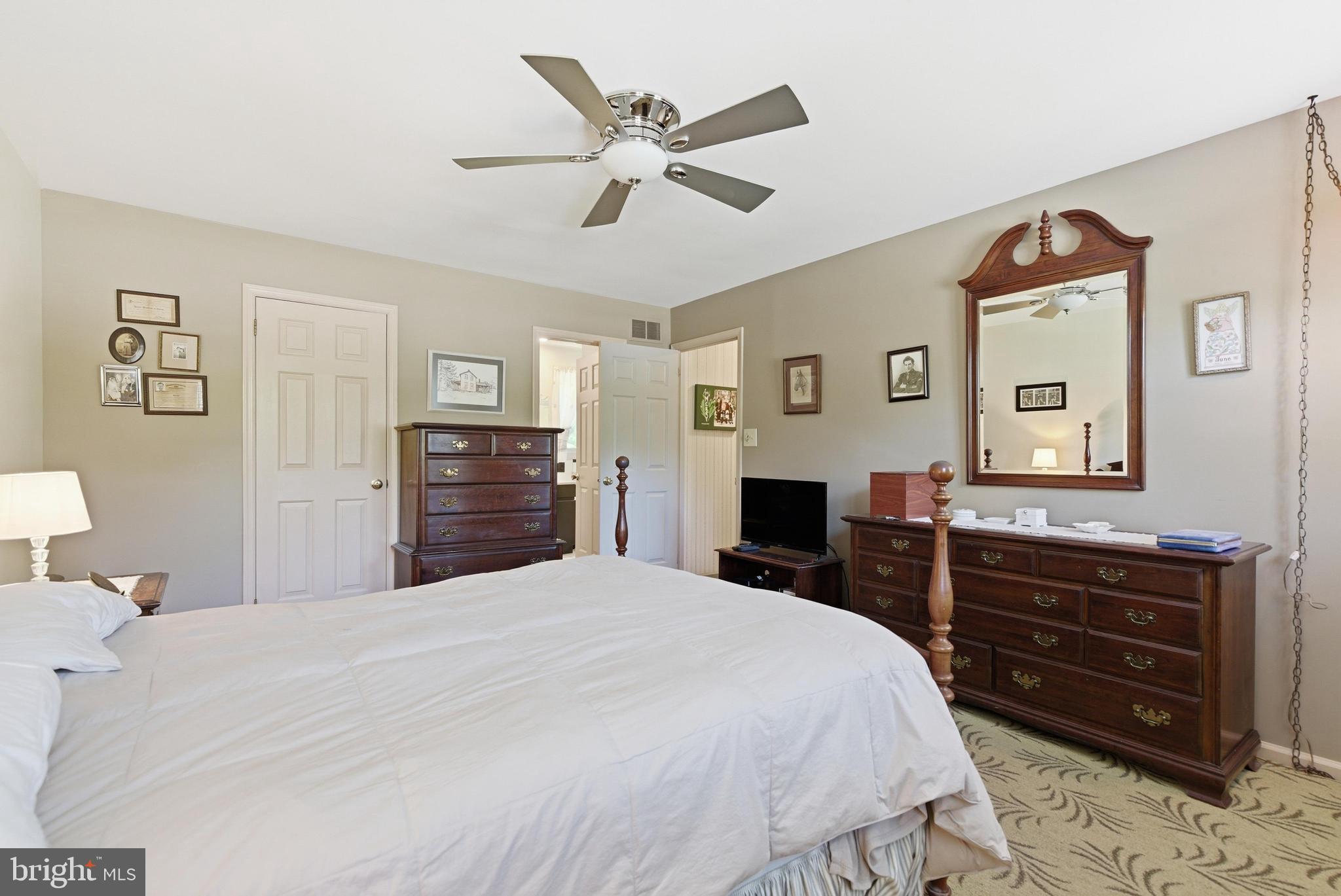 RIDGEWOOD FARM - Residential
