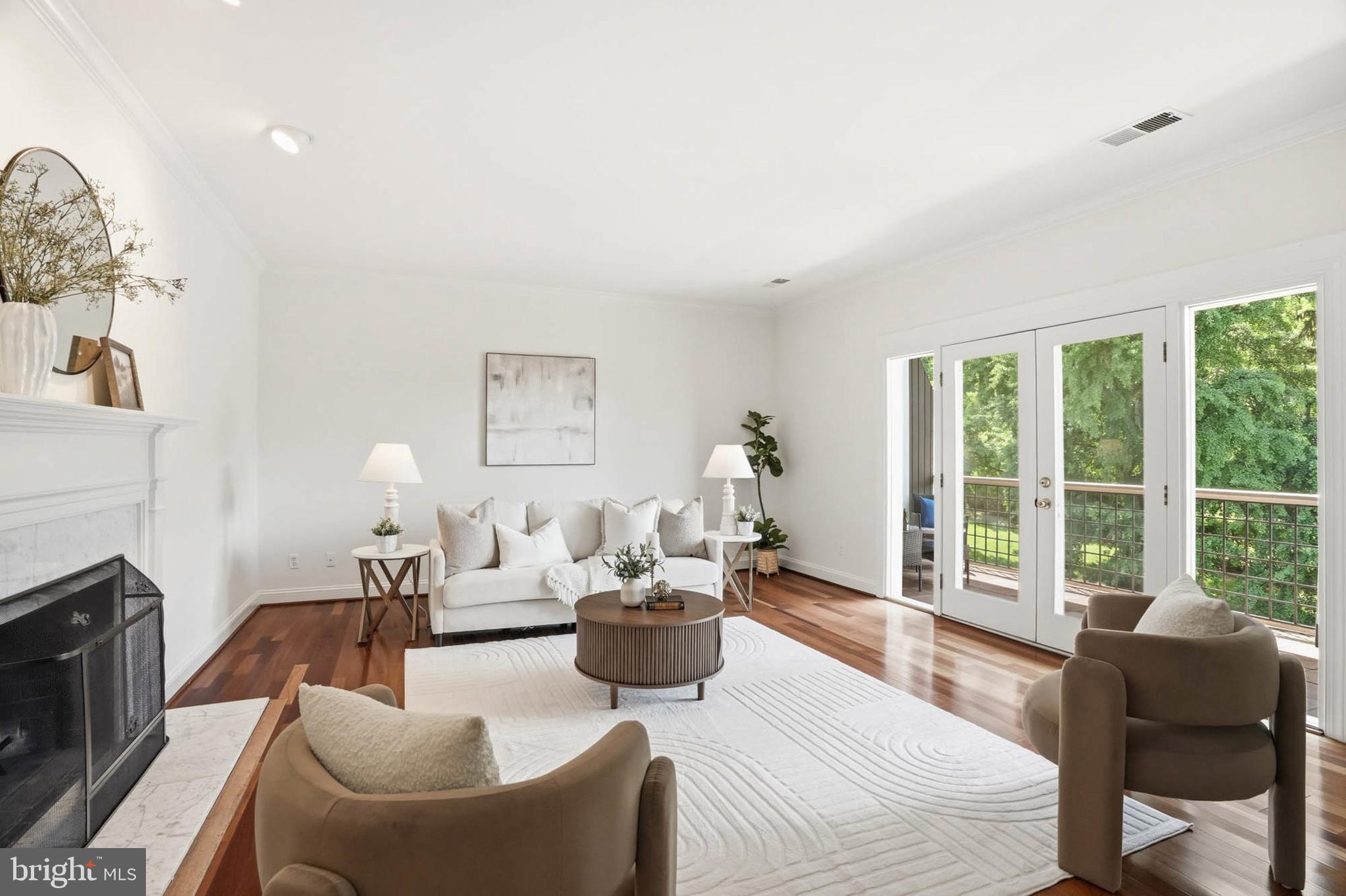 ROLAND PARK - Residential