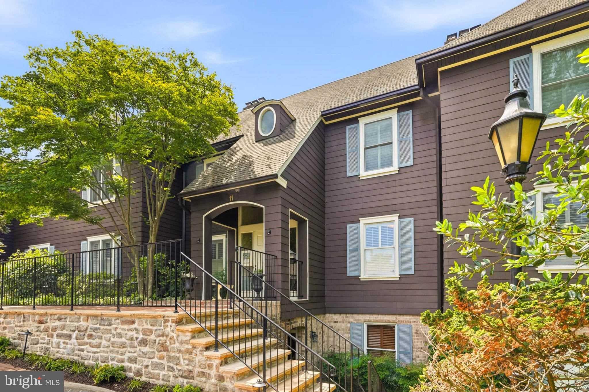 ROLAND PARK - Residential