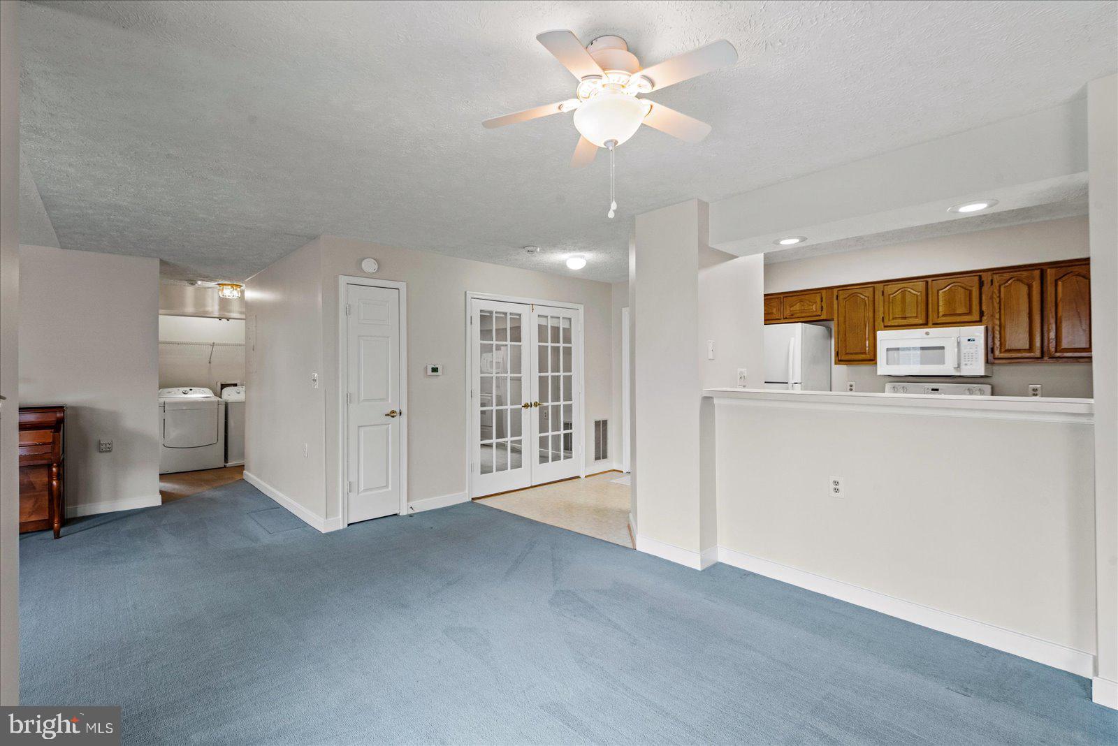 SUMMERLAKE - Residential