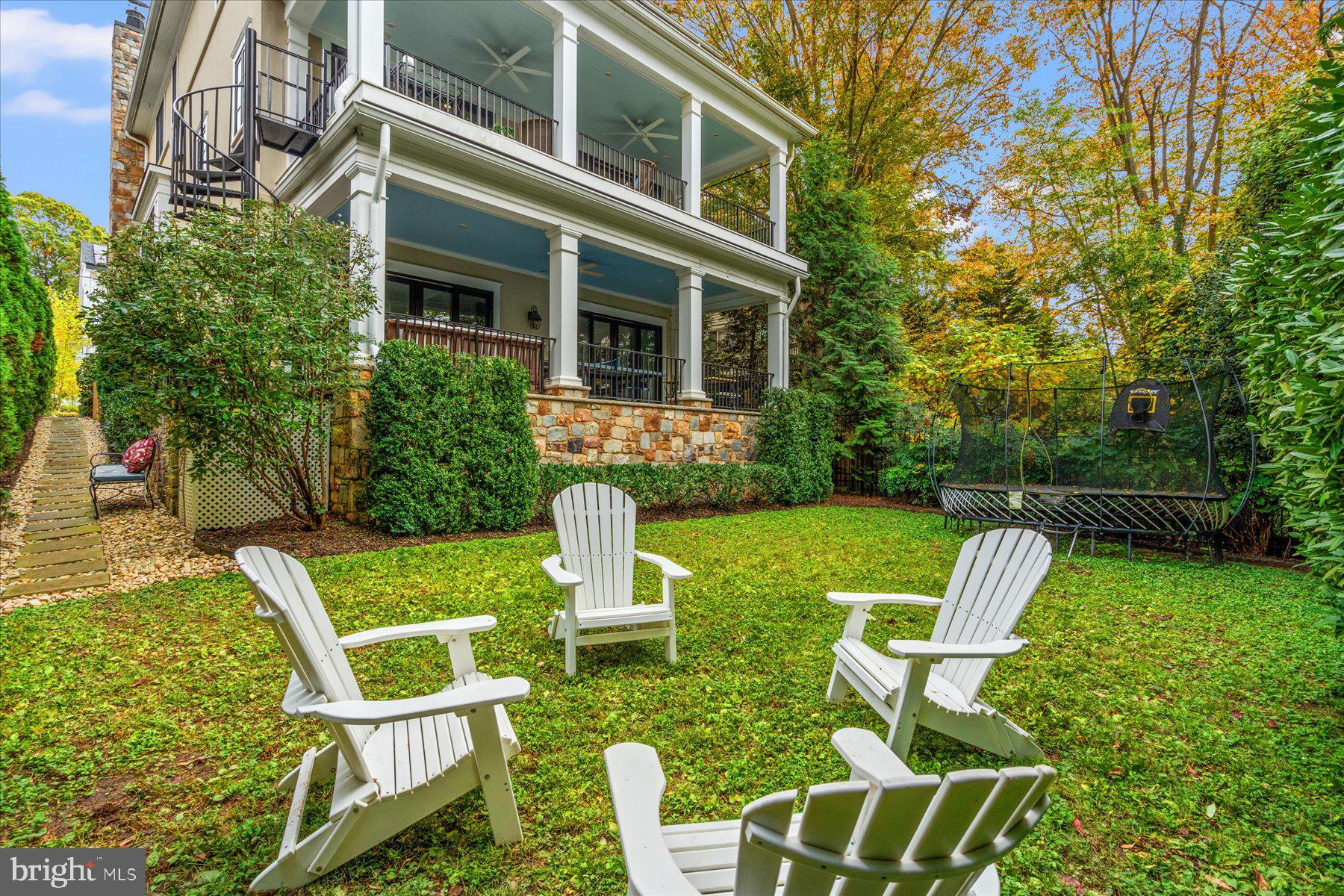 BERKLEY - Residential