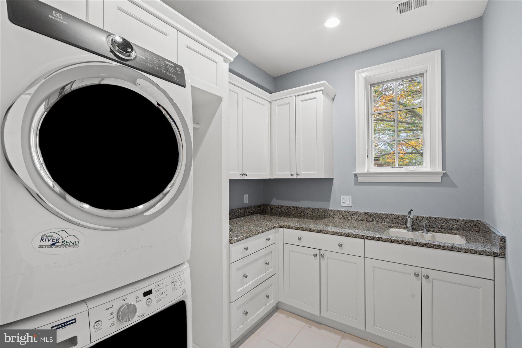 BERKLEY - Residential