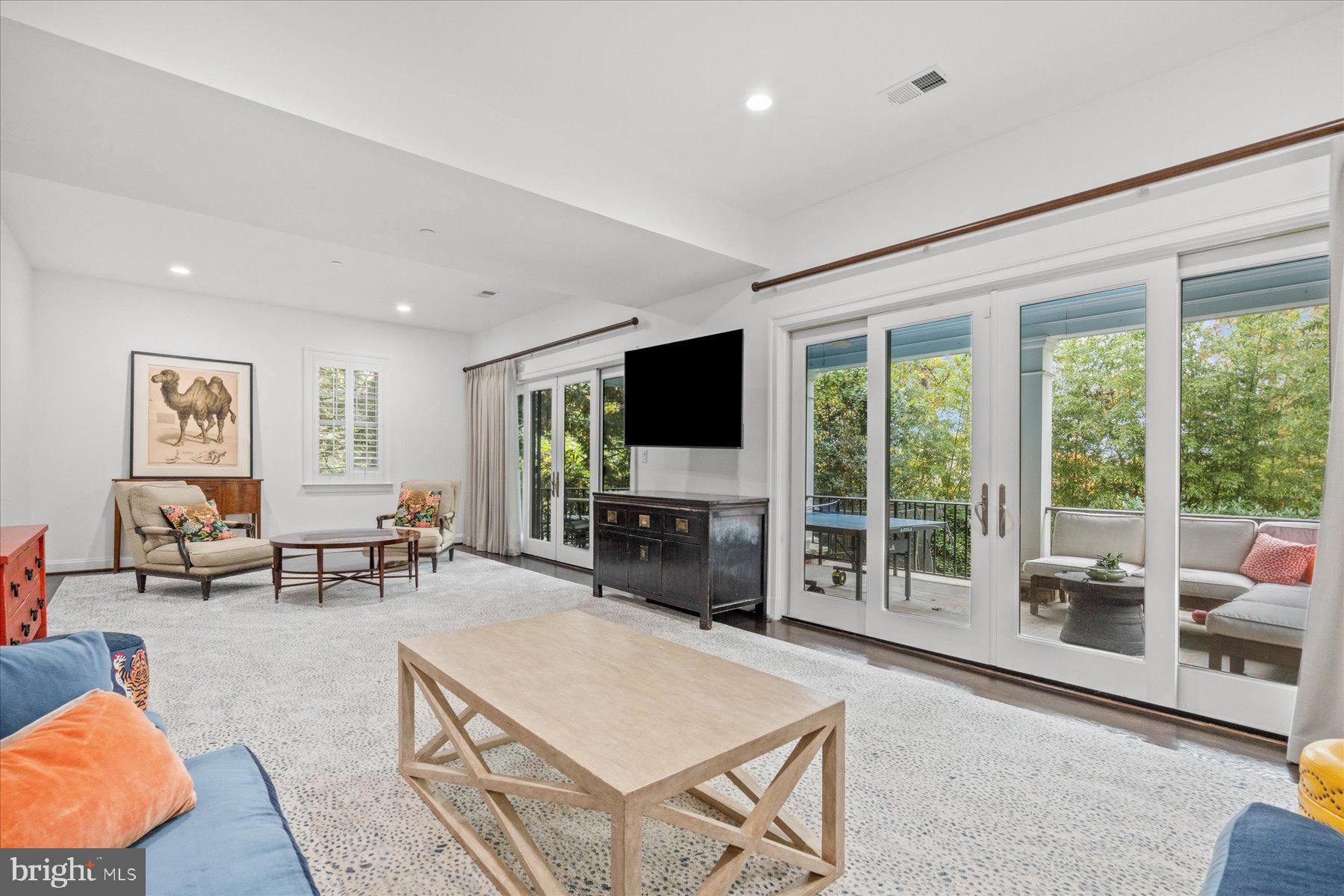 BERKLEY - Residential