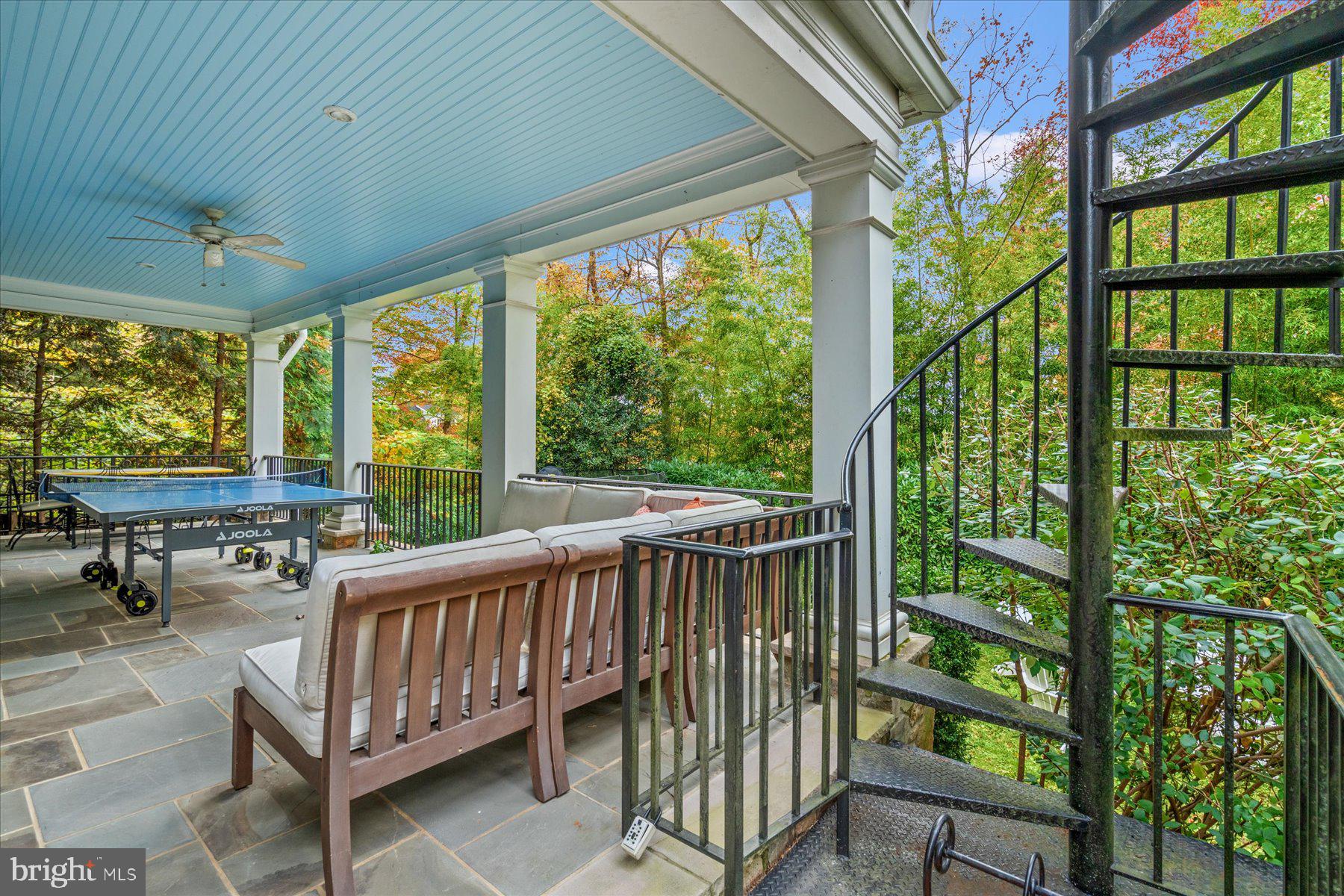 BERKLEY - Residential