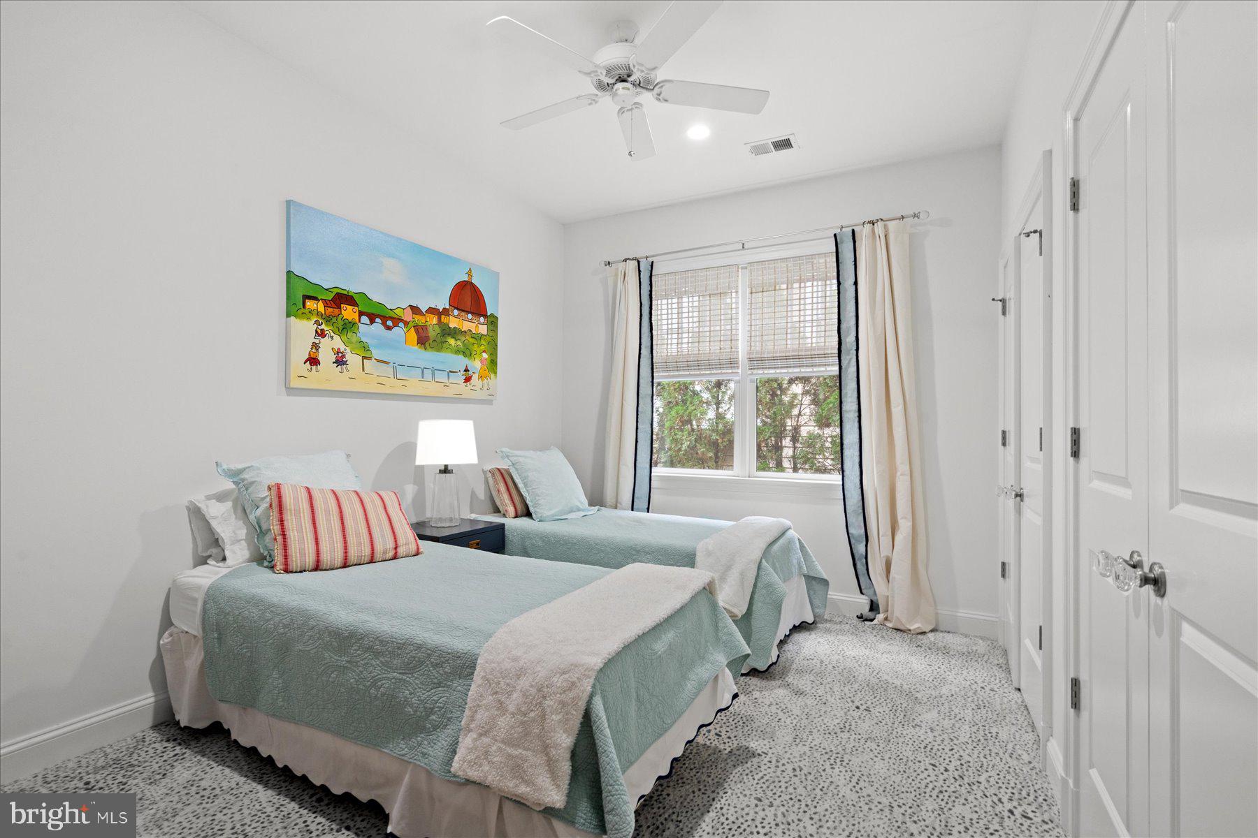 BERKLEY - Residential