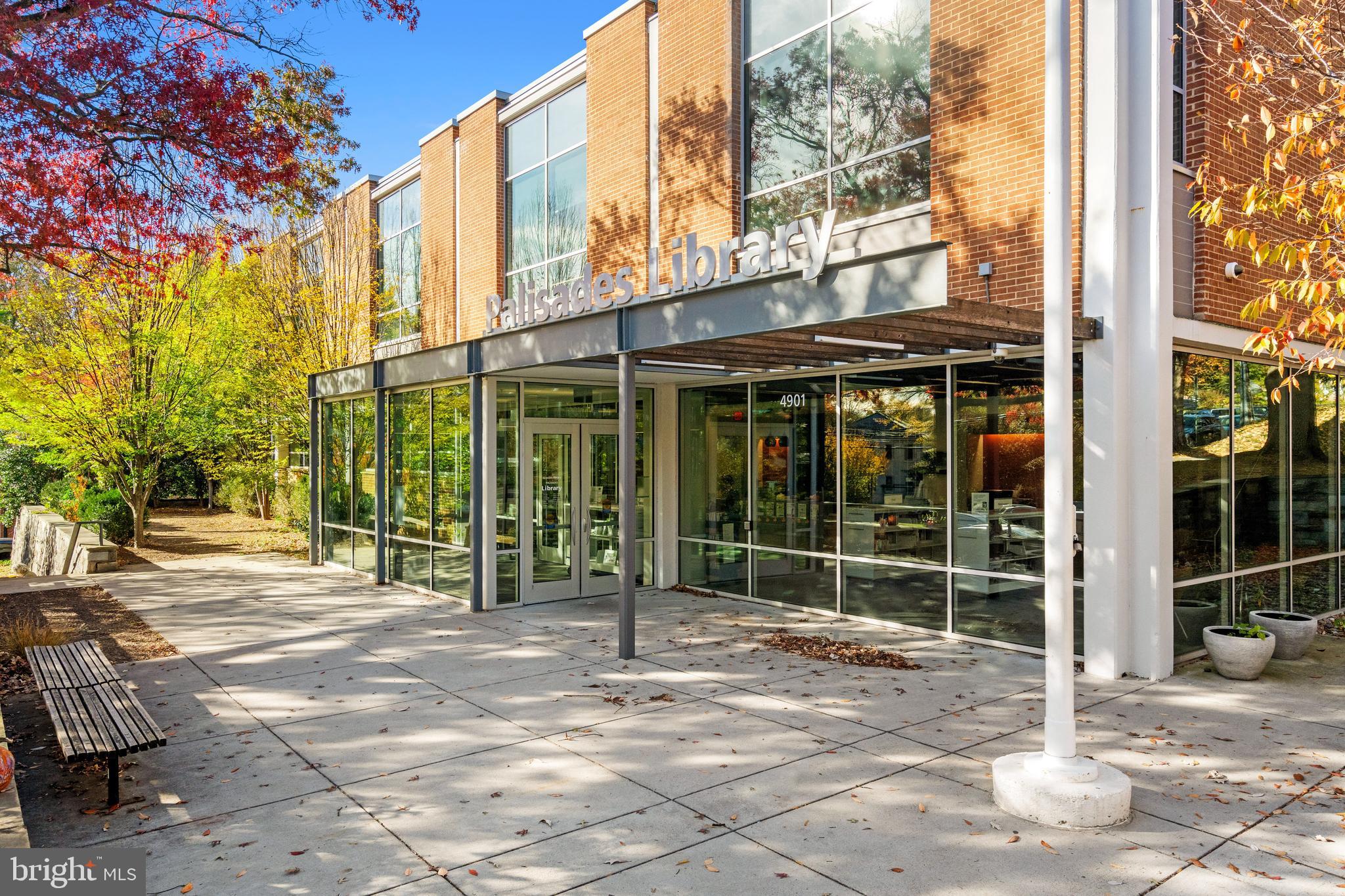 BERKLEY - Residential