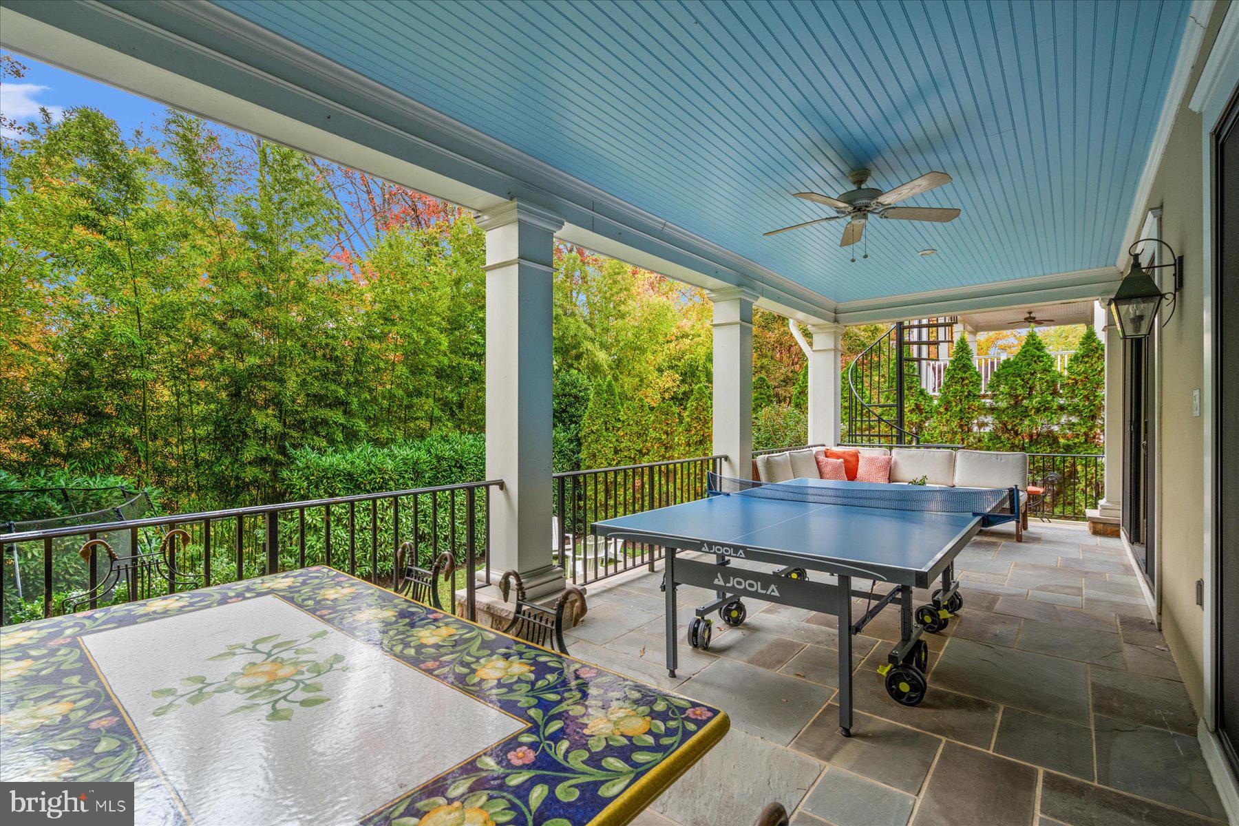 BERKLEY - Residential