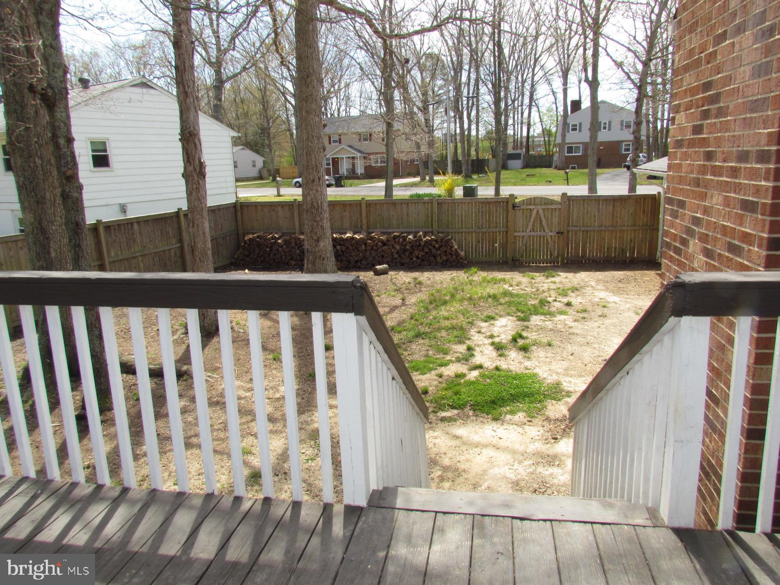 GREENVIEW KNOLLS - Residential Lease