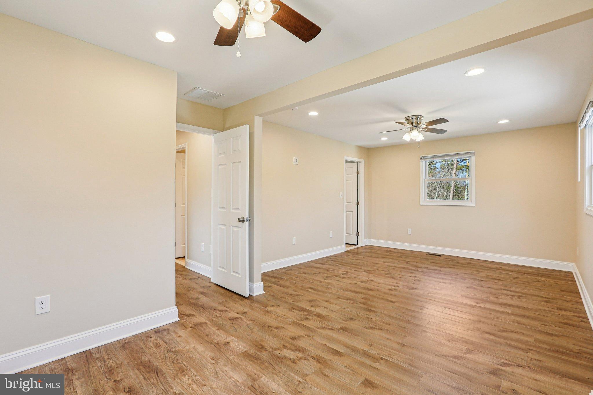 SELBY GROVE - Residential