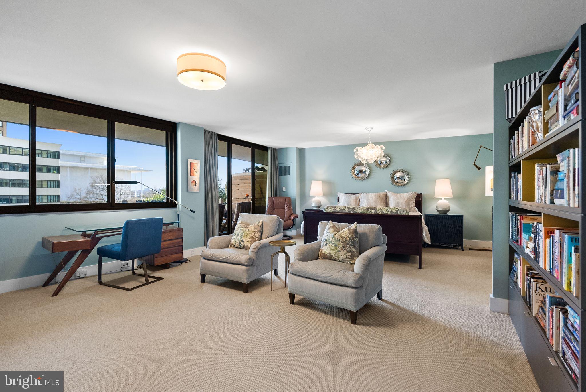 FOGGY BOTTOM - Residential