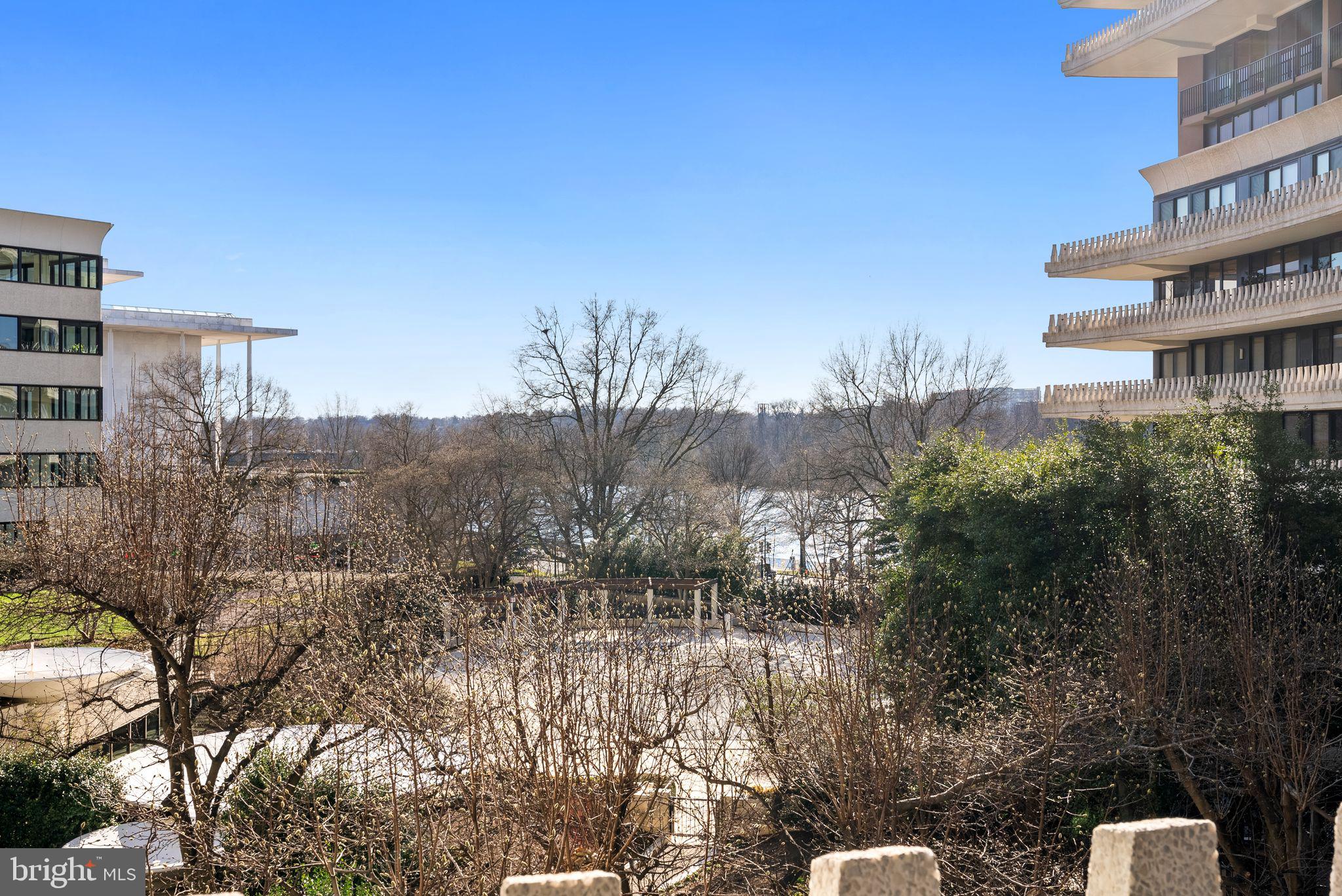 FOGGY BOTTOM - Residential