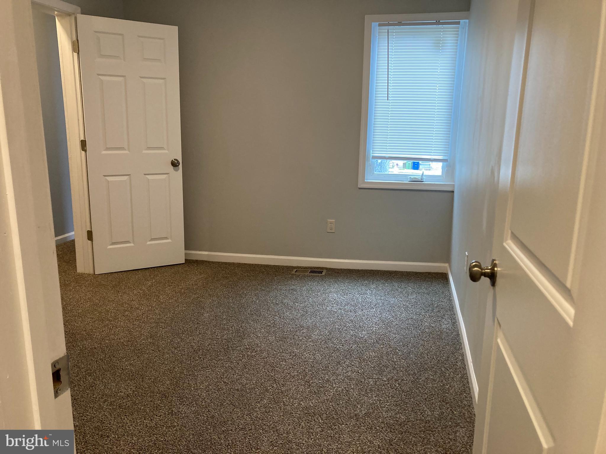 JOHNSTON SQUARE - Residential