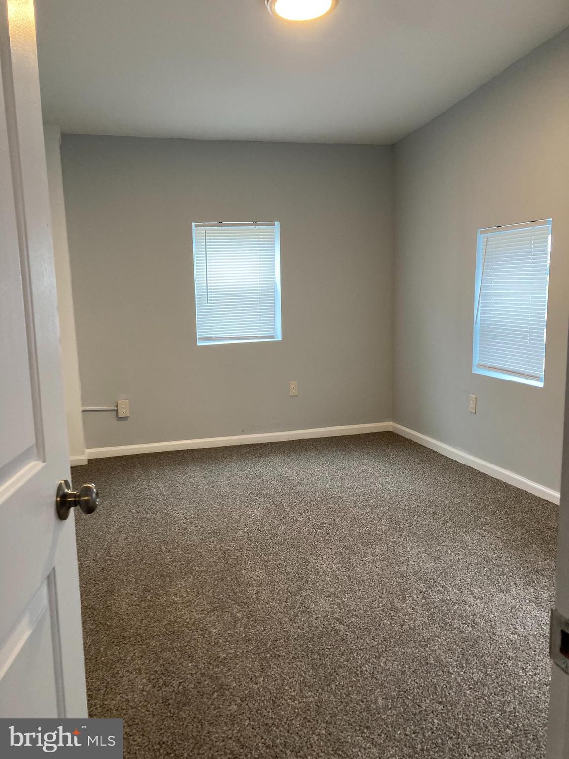 JOHNSTON SQUARE - Residential