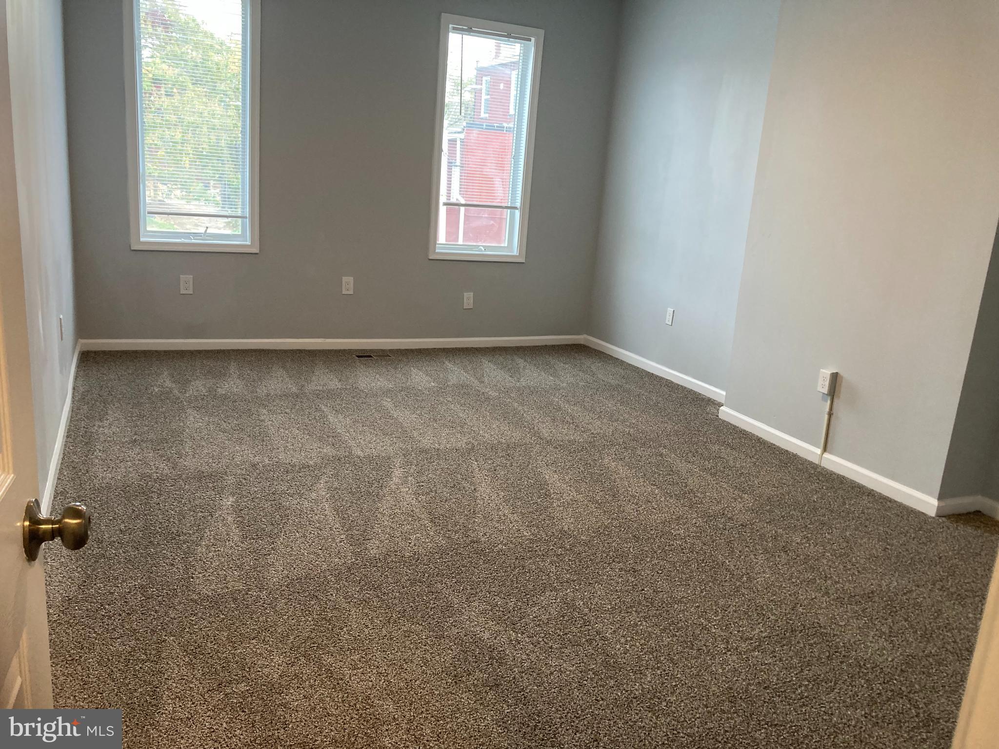 JOHNSTON SQUARE - Residential