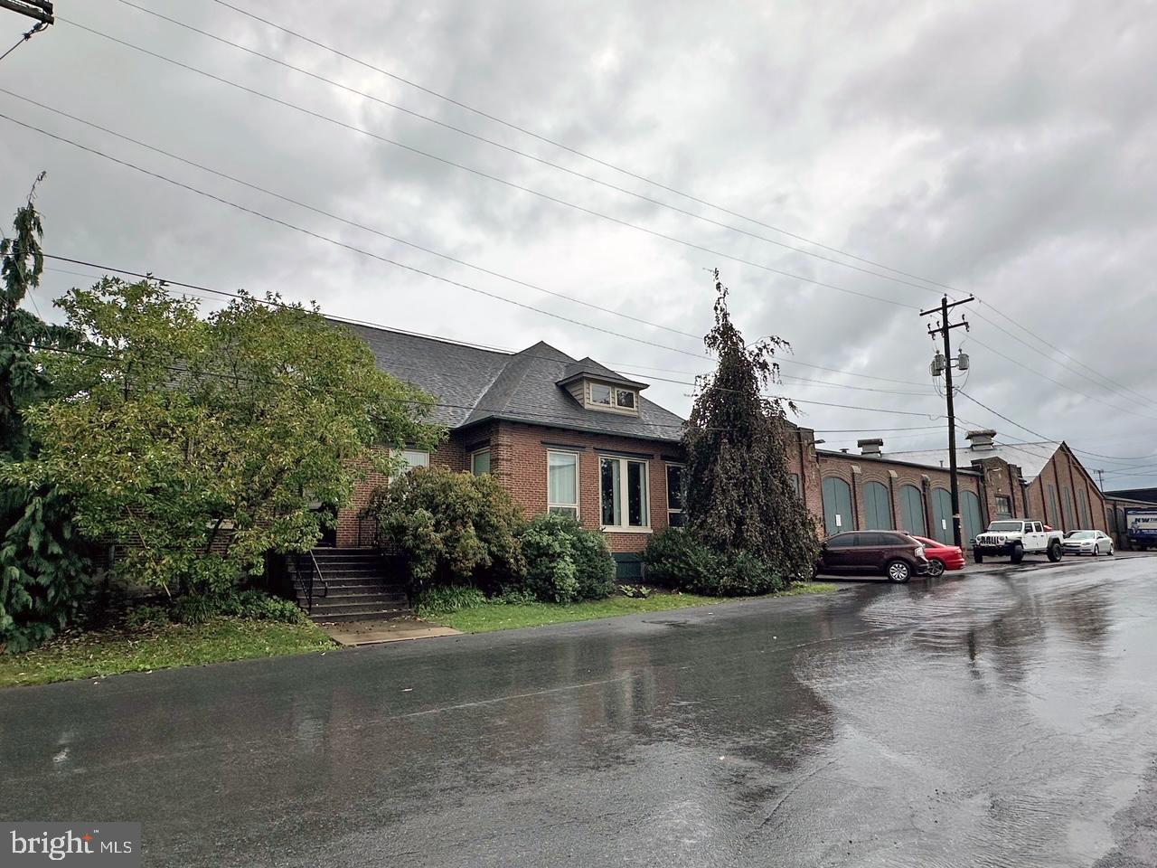 LANCASTER CITY ANNEX - Commercial Sale
